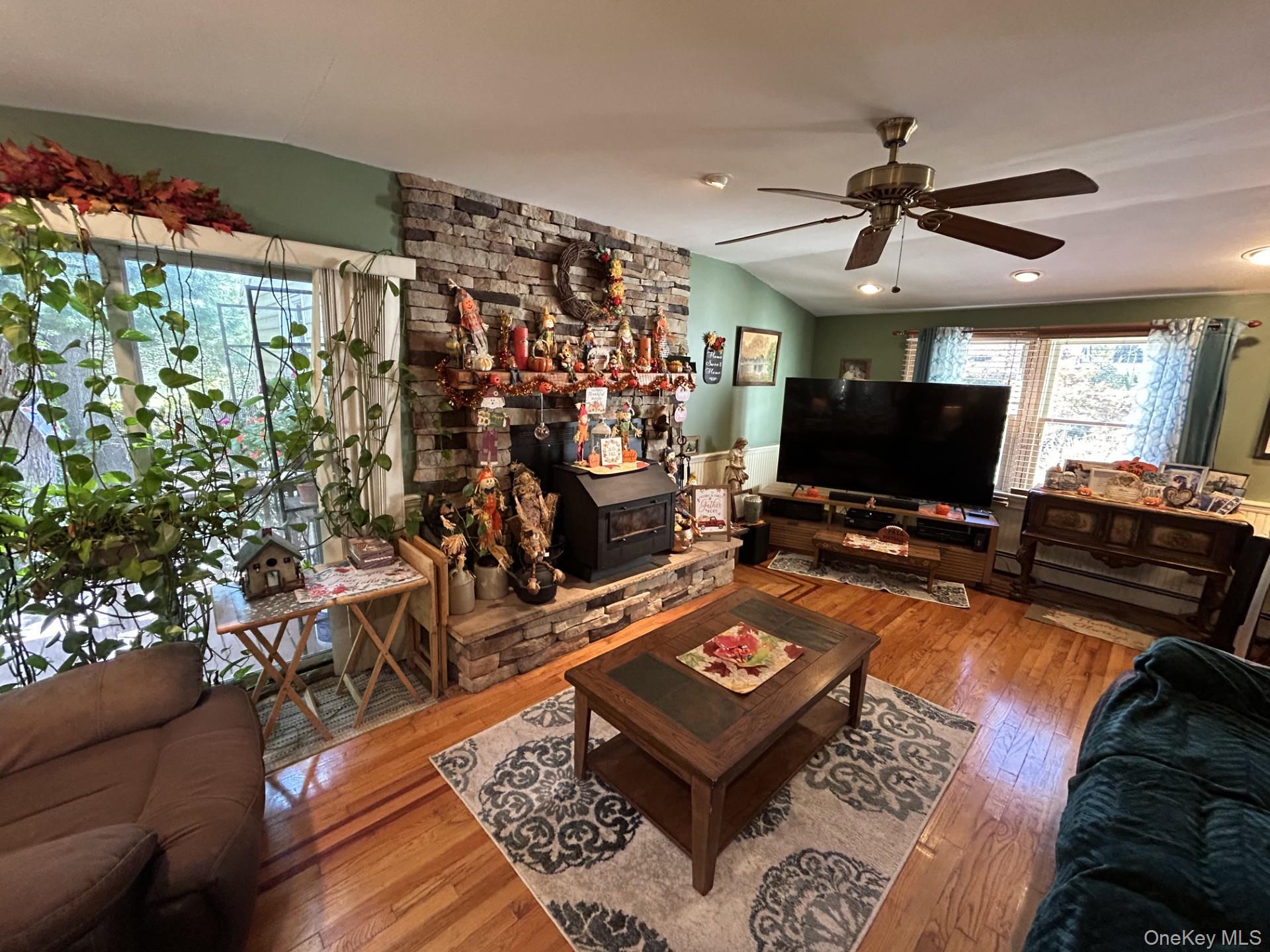 Single Family Lakeview Suffolk County, NY 11953, MLS-928478-12