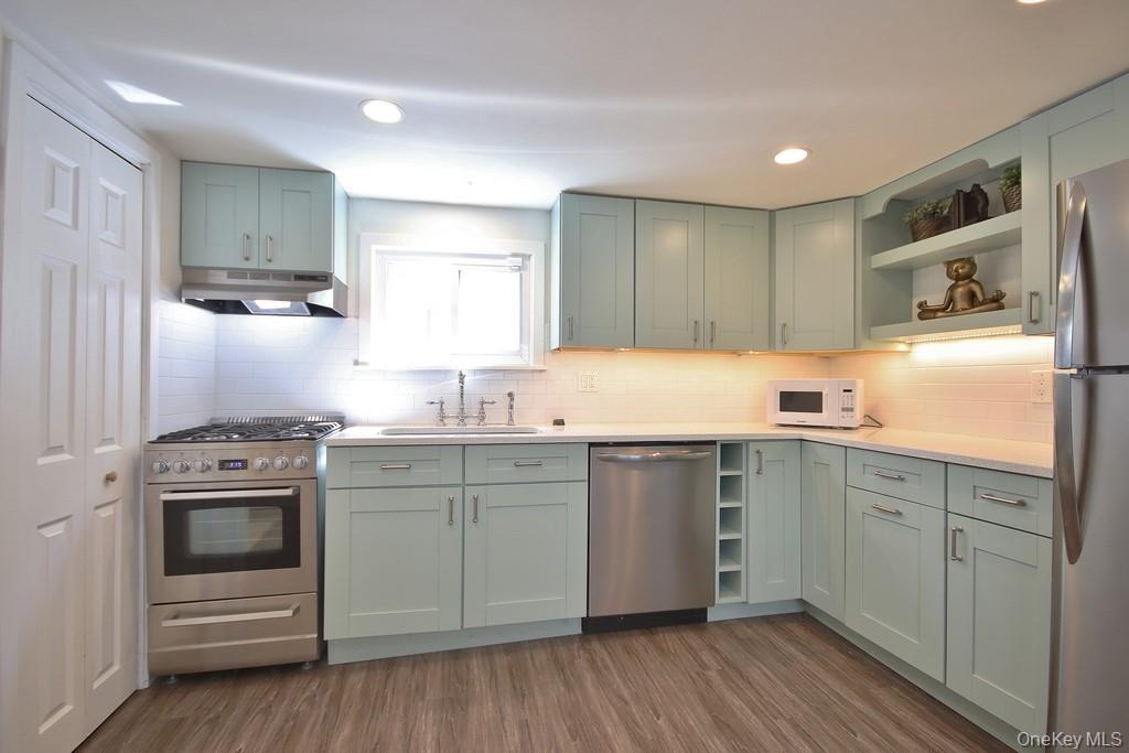 Single Family Campwoods Grounds  Westchester County, NY 10562, MLS-928485-9