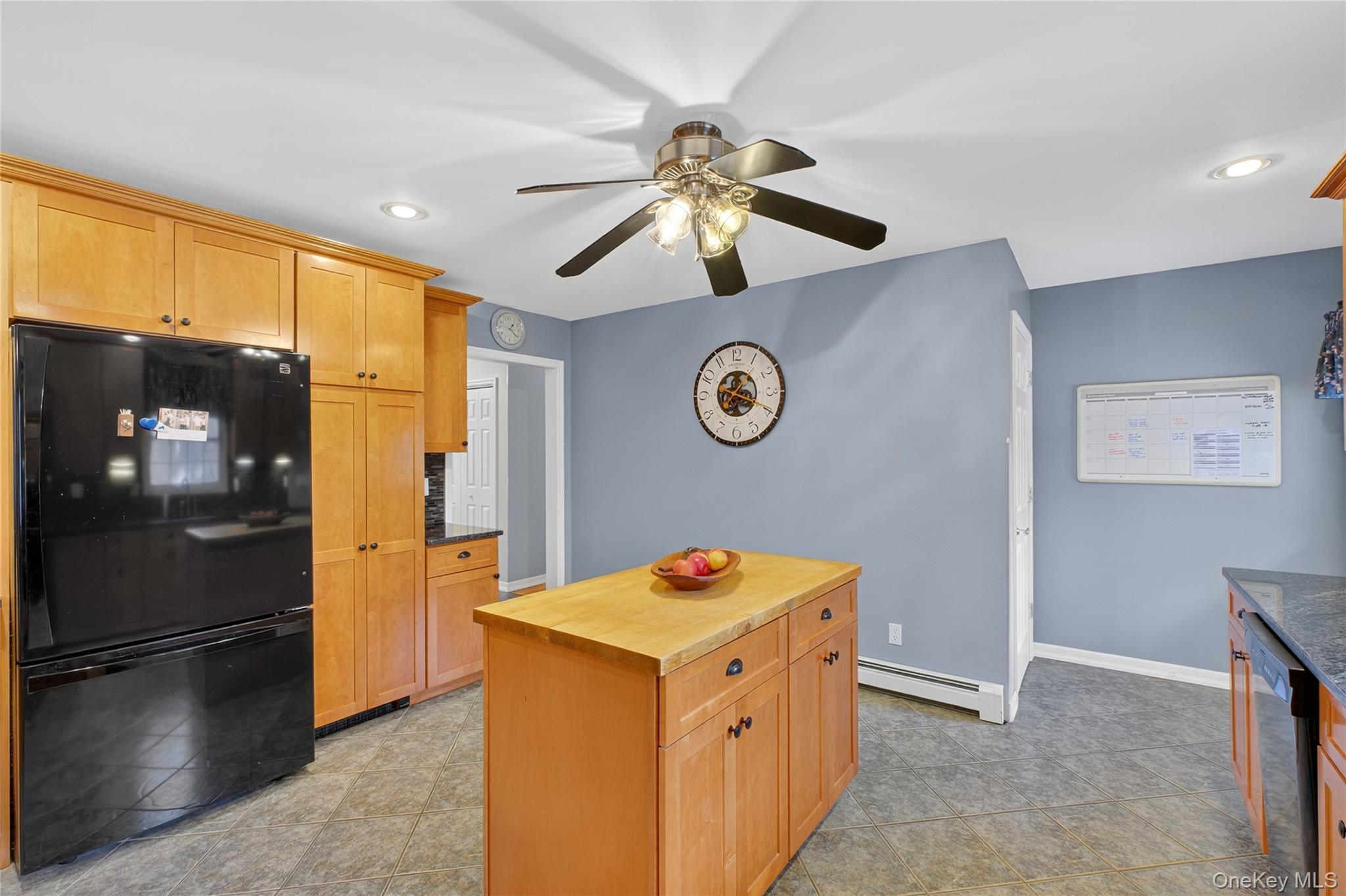 Single Family Round Hill  Dutchess County, NY 12603, MLS-928487-18