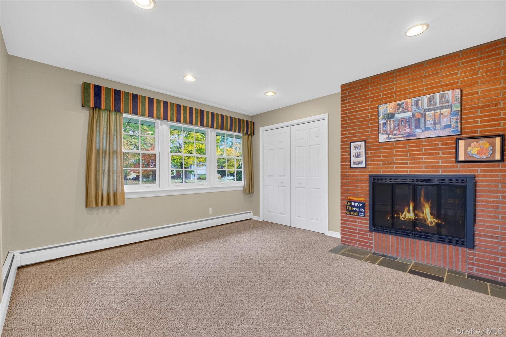 Single Family Round Hill  Dutchess County, NY 12603, MLS-928487-22