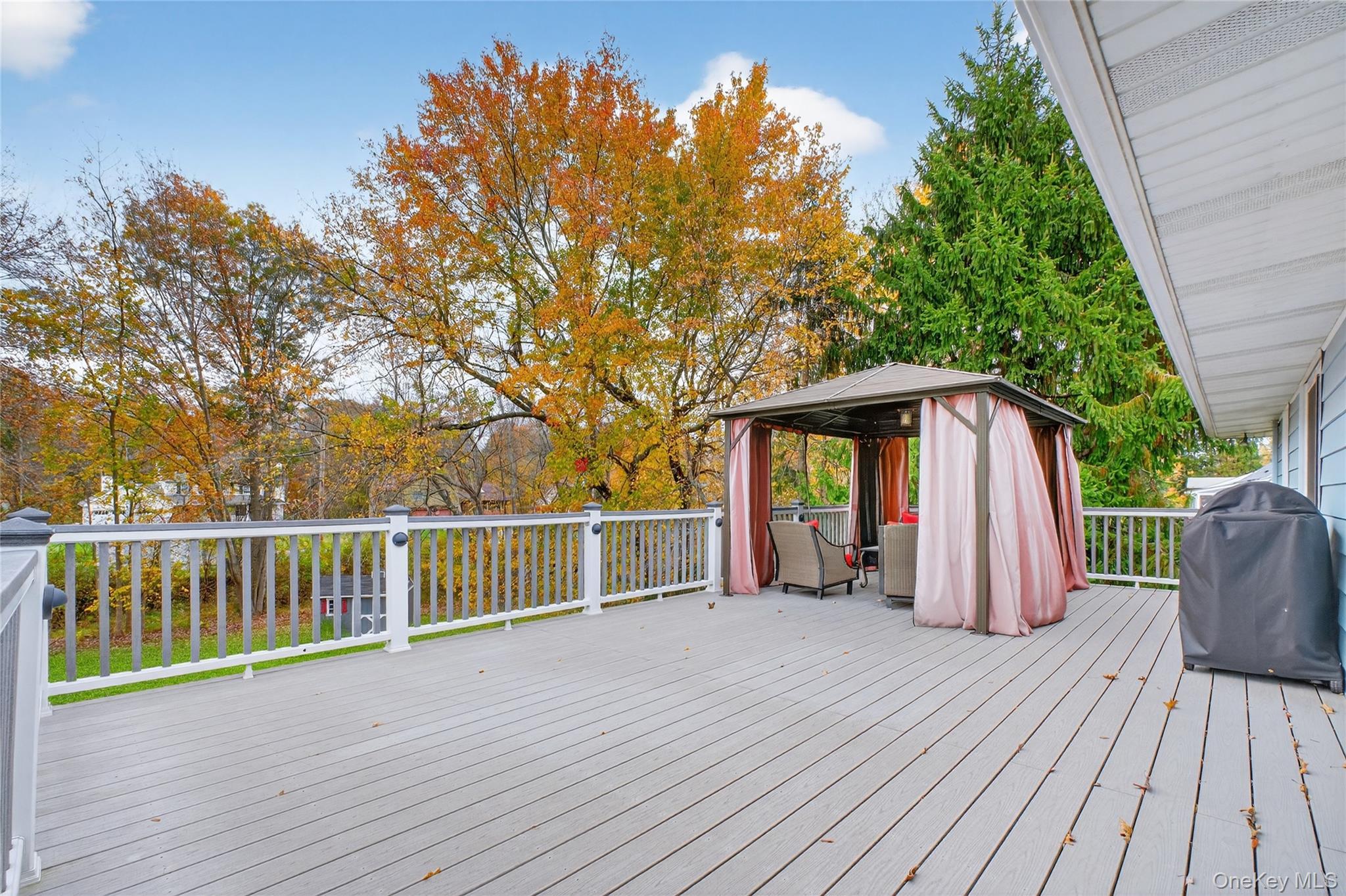 Single Family Round Hill  Dutchess County, NY 12603, MLS-928487-36