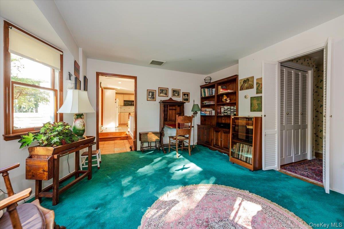 Single Family Cold Spring Hills Suffolk County, NY 11743, MLS-928509-16