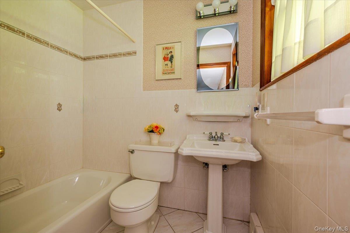 Single Family Cold Spring Hills Suffolk County, NY 11743, MLS-928509-19