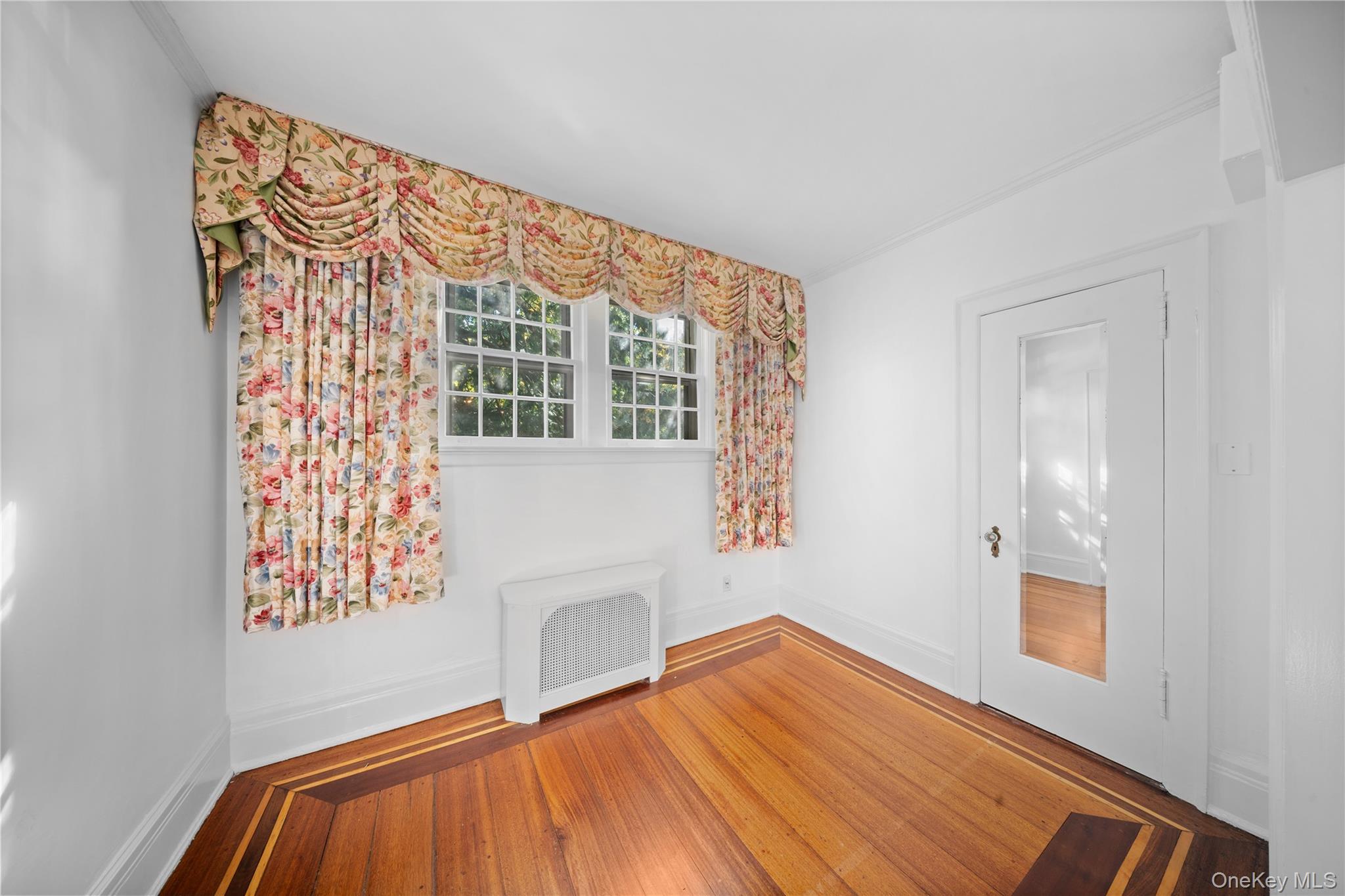 Single Family Dartmouth Queens, NY 11375, MLS-928517-23