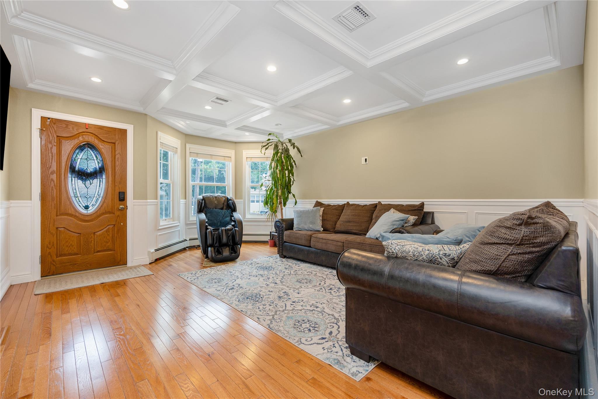 Single Family Harvard Place  Nassau County, NY 11510, MLS-928528-3