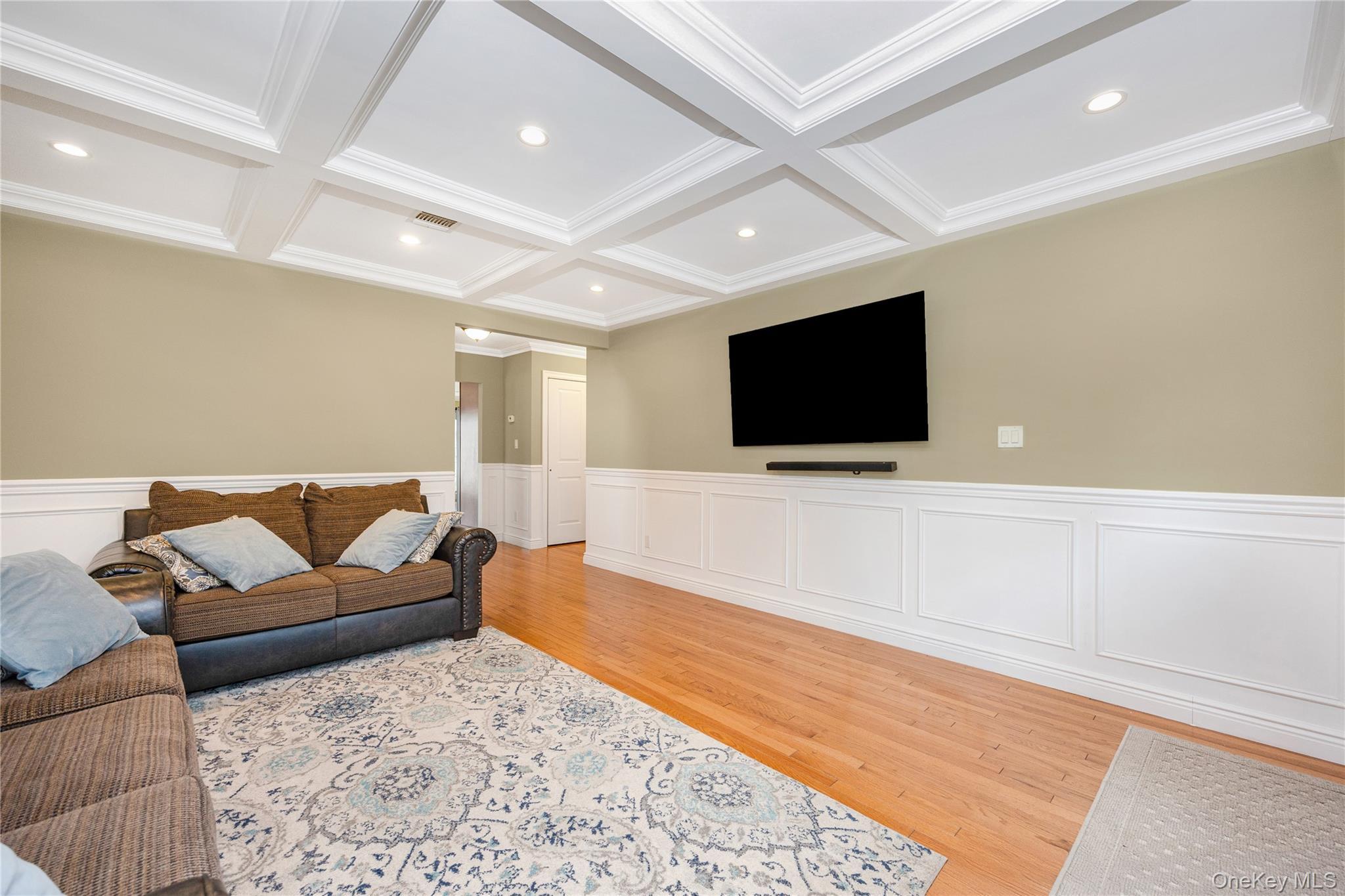 Single Family Harvard Place  Nassau County, NY 11510, MLS-928528-4