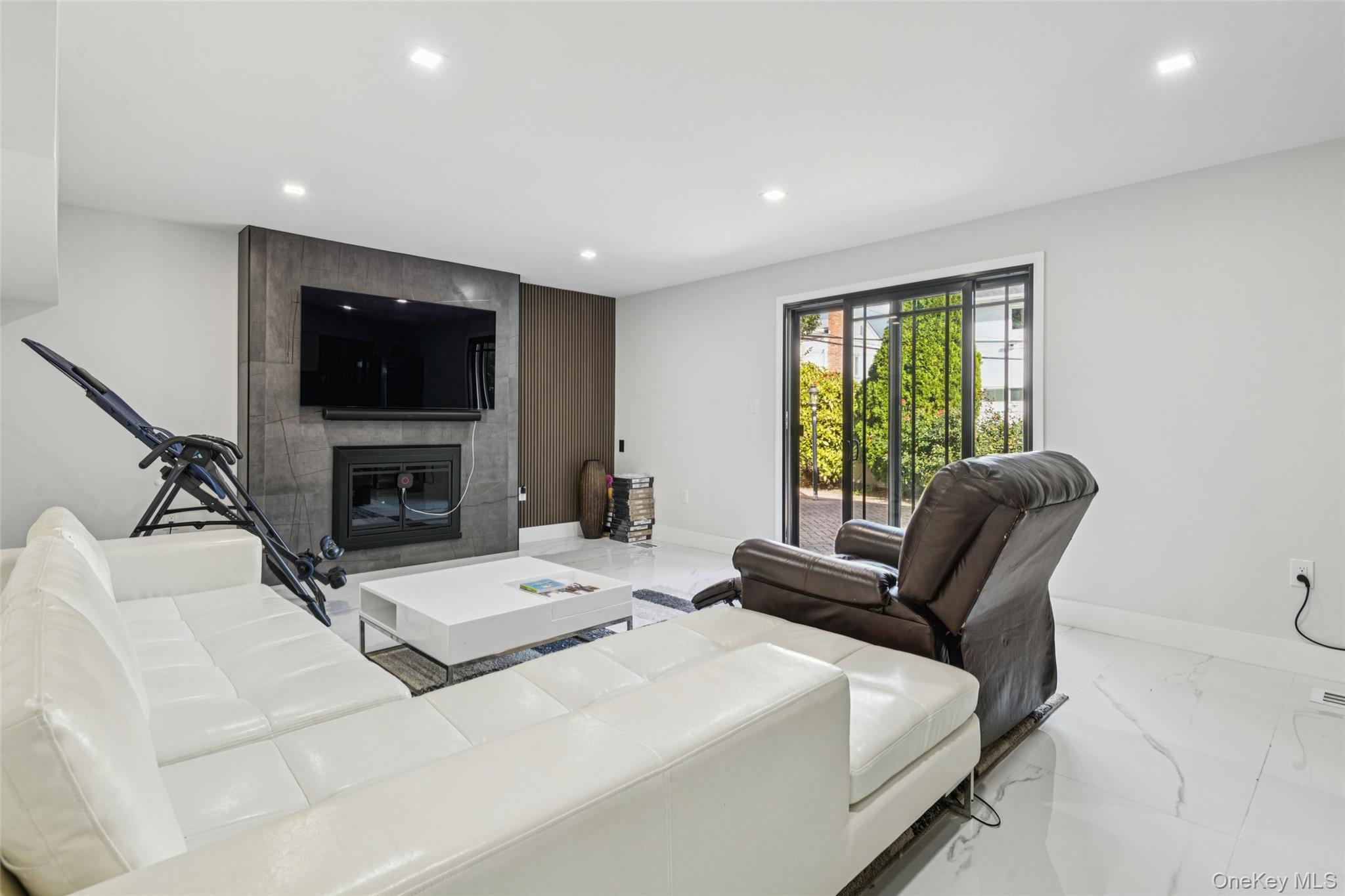 Single Family Valley  Nassau County, NY 11581, MLS-928529-12