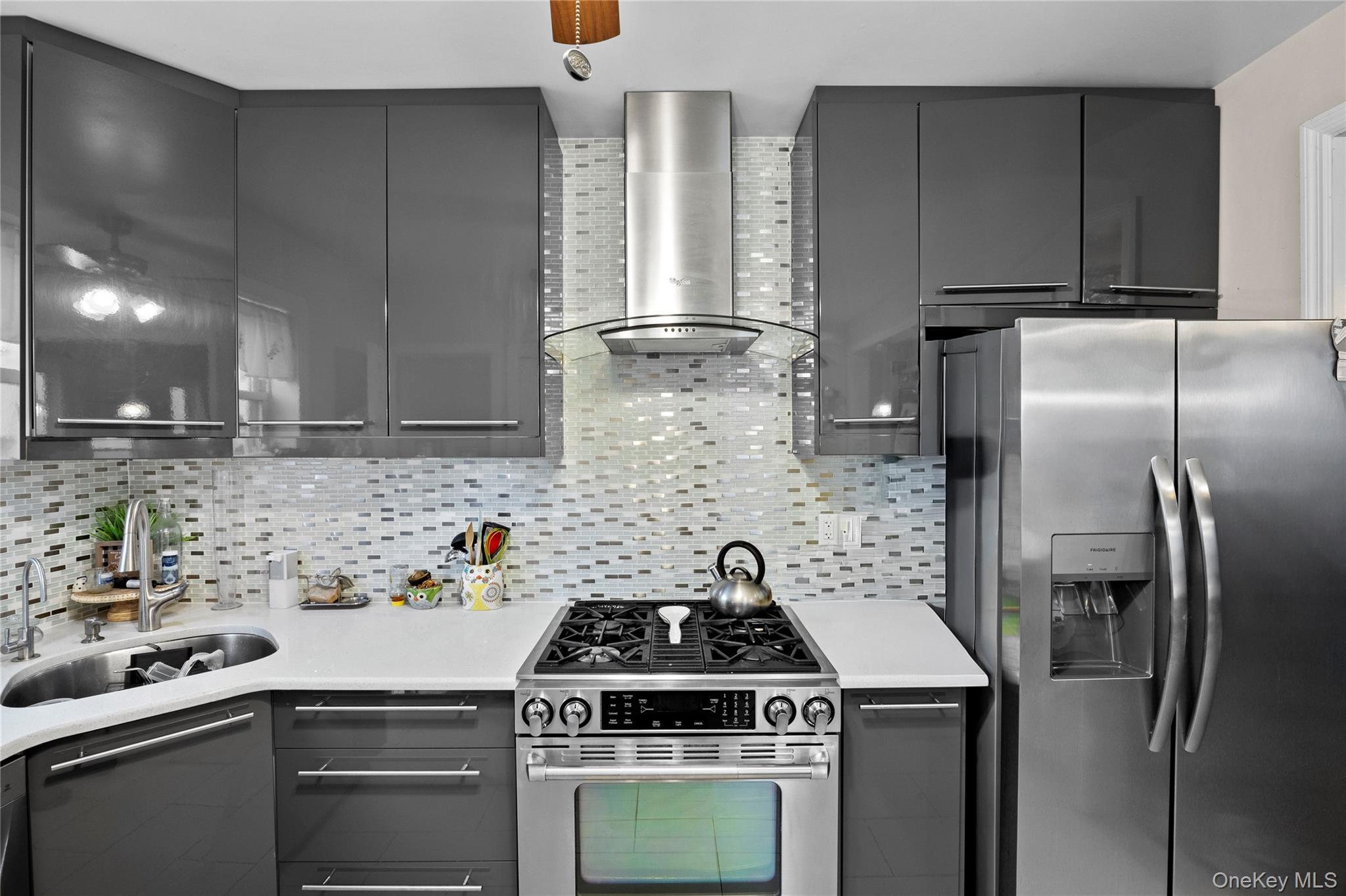 Single Family 82nd Queens, NY 11417, MLS-928540-16