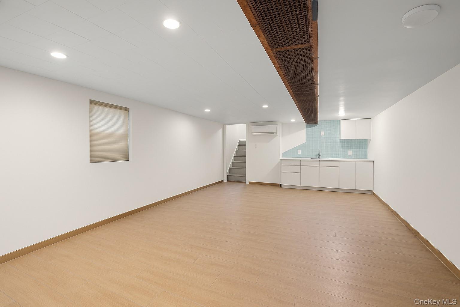 Single Family 82nd Queens, NY 11417, MLS-928540-39