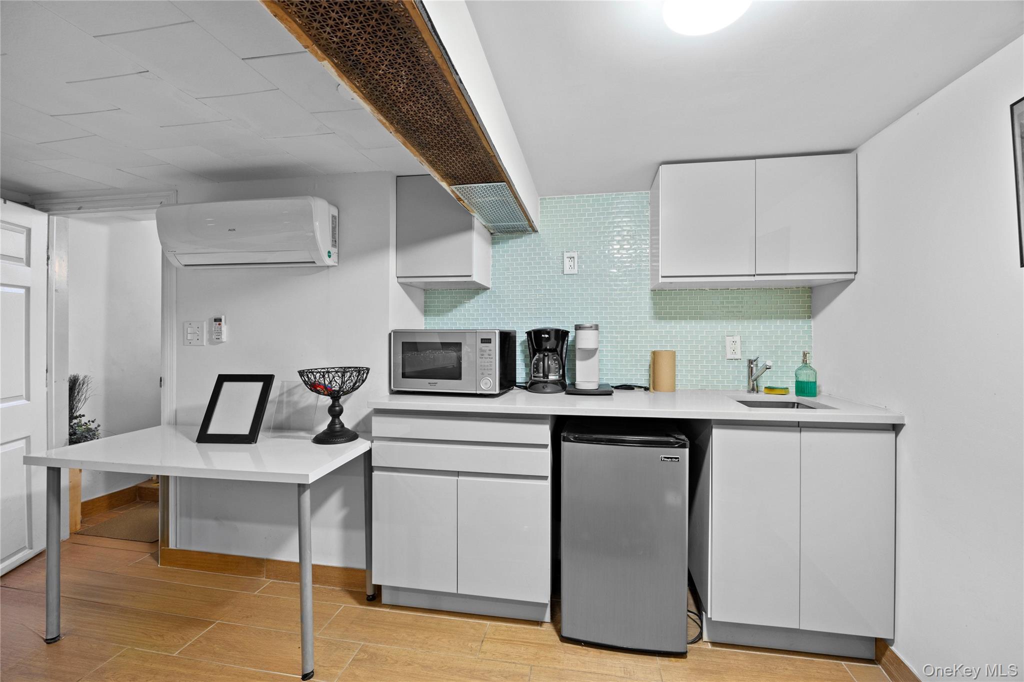 Single Family 82nd Queens, NY 11417, MLS-928540-40