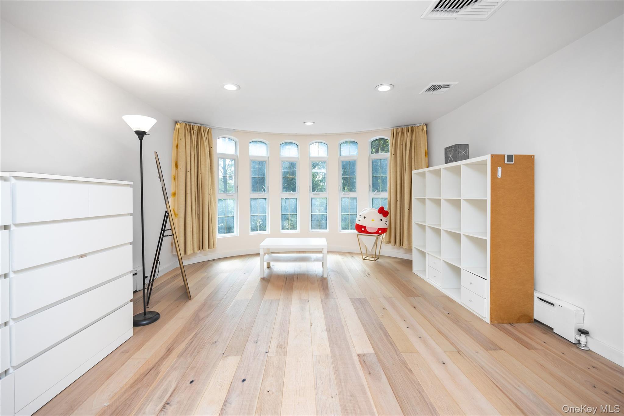 Single Family Rivers Nassau County, NY 11020, MLS-928543-10