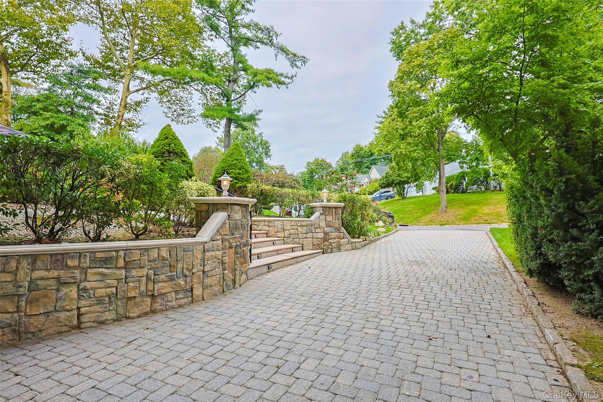 Single Family Rivers Nassau County, NY 11020, MLS-928543-30