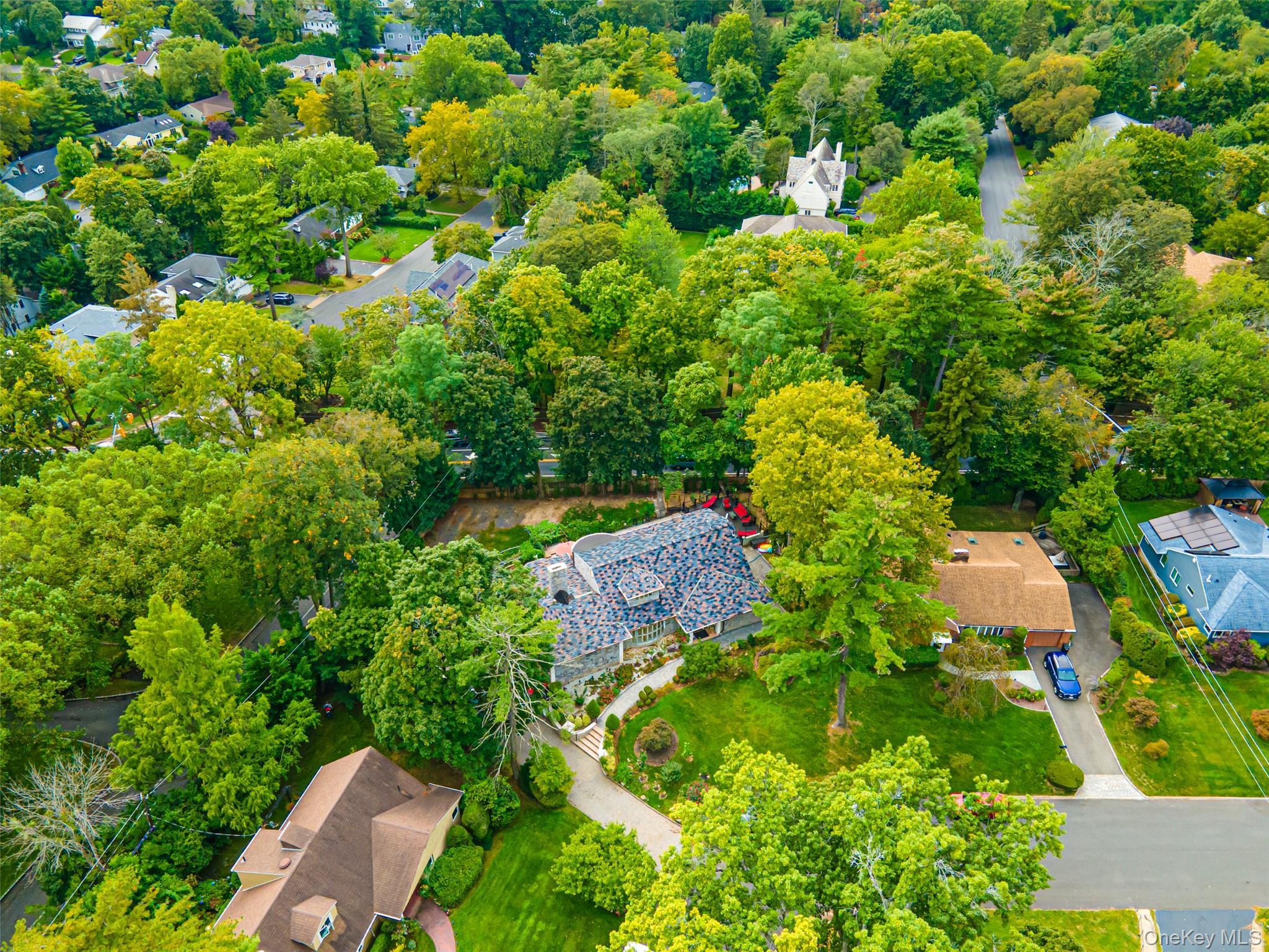 Single Family Rivers Nassau County, NY 11020, MLS-928543-32