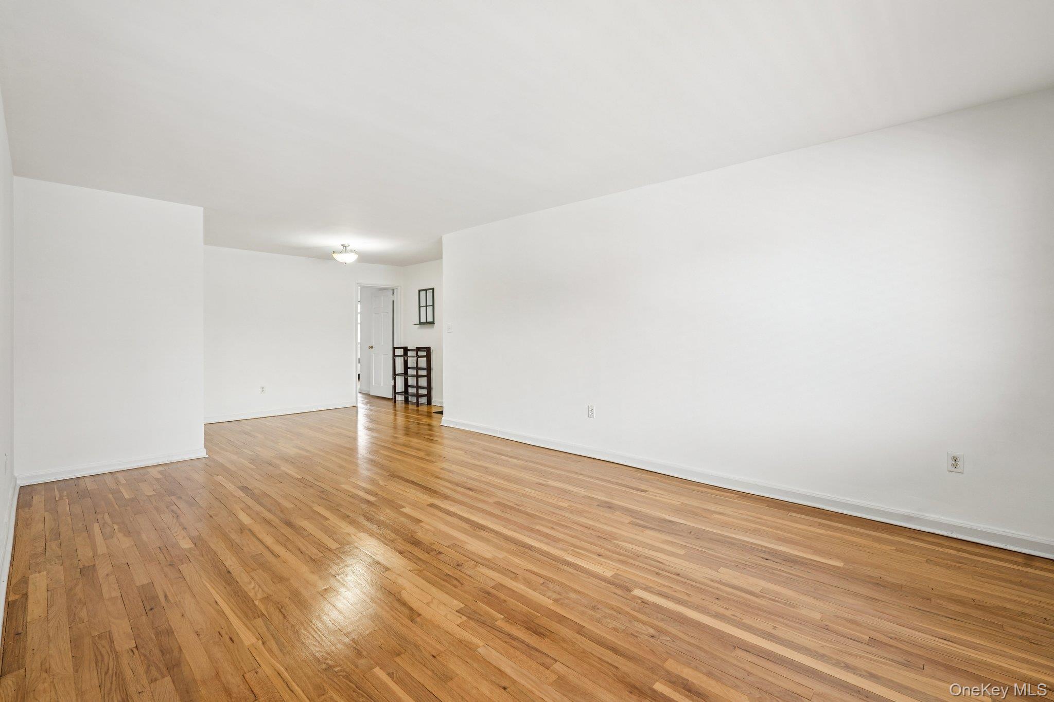 Coop Maple  Westchester County, NY 10706, MLS-928564-10