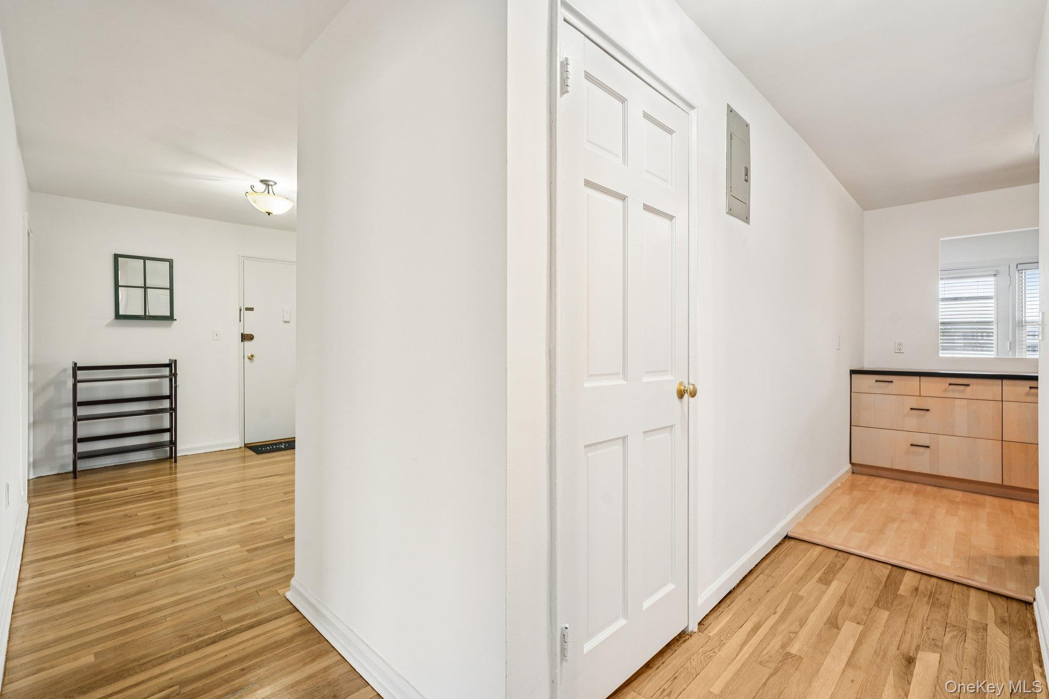 Coop Maple  Westchester County, NY 10706, MLS-928564-22