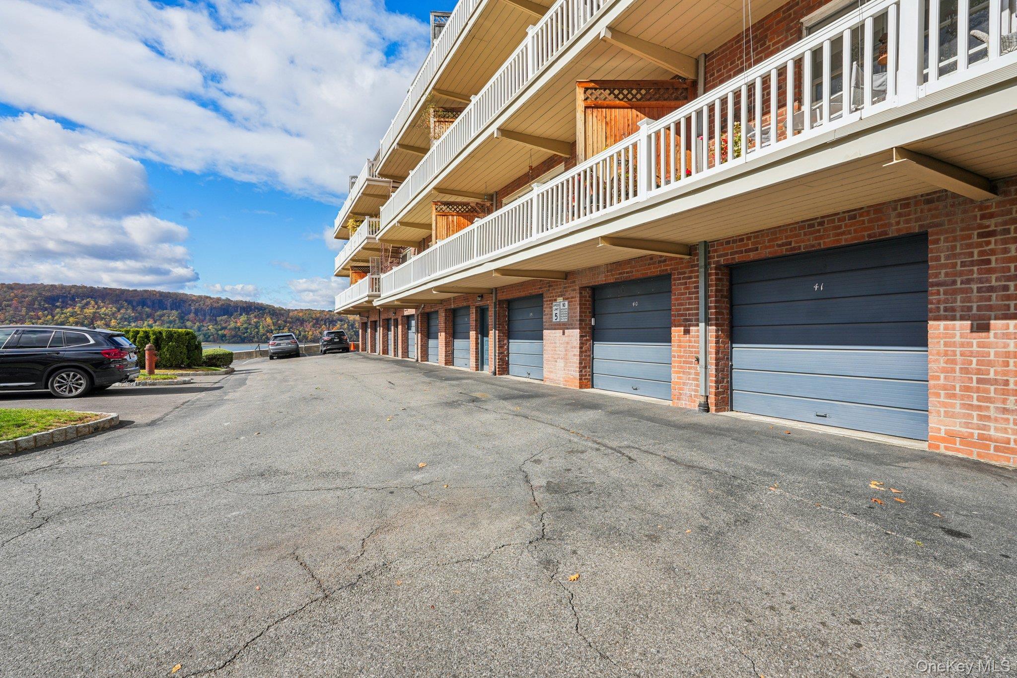 Coop Maple  Westchester County, NY 10706, MLS-928564-29