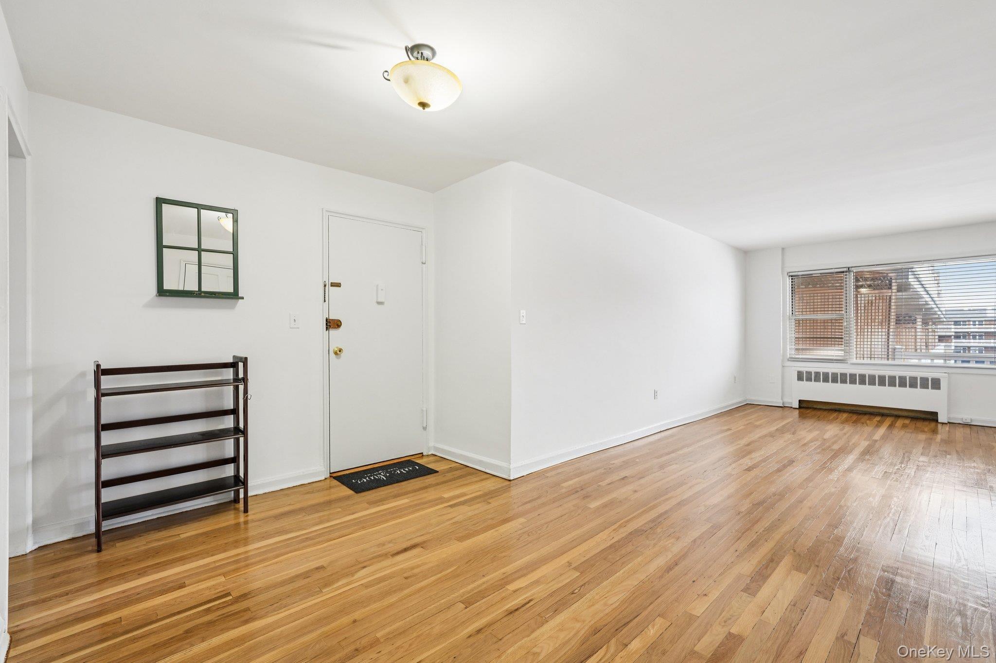 Coop Maple  Westchester County, NY 10706, MLS-928564-5