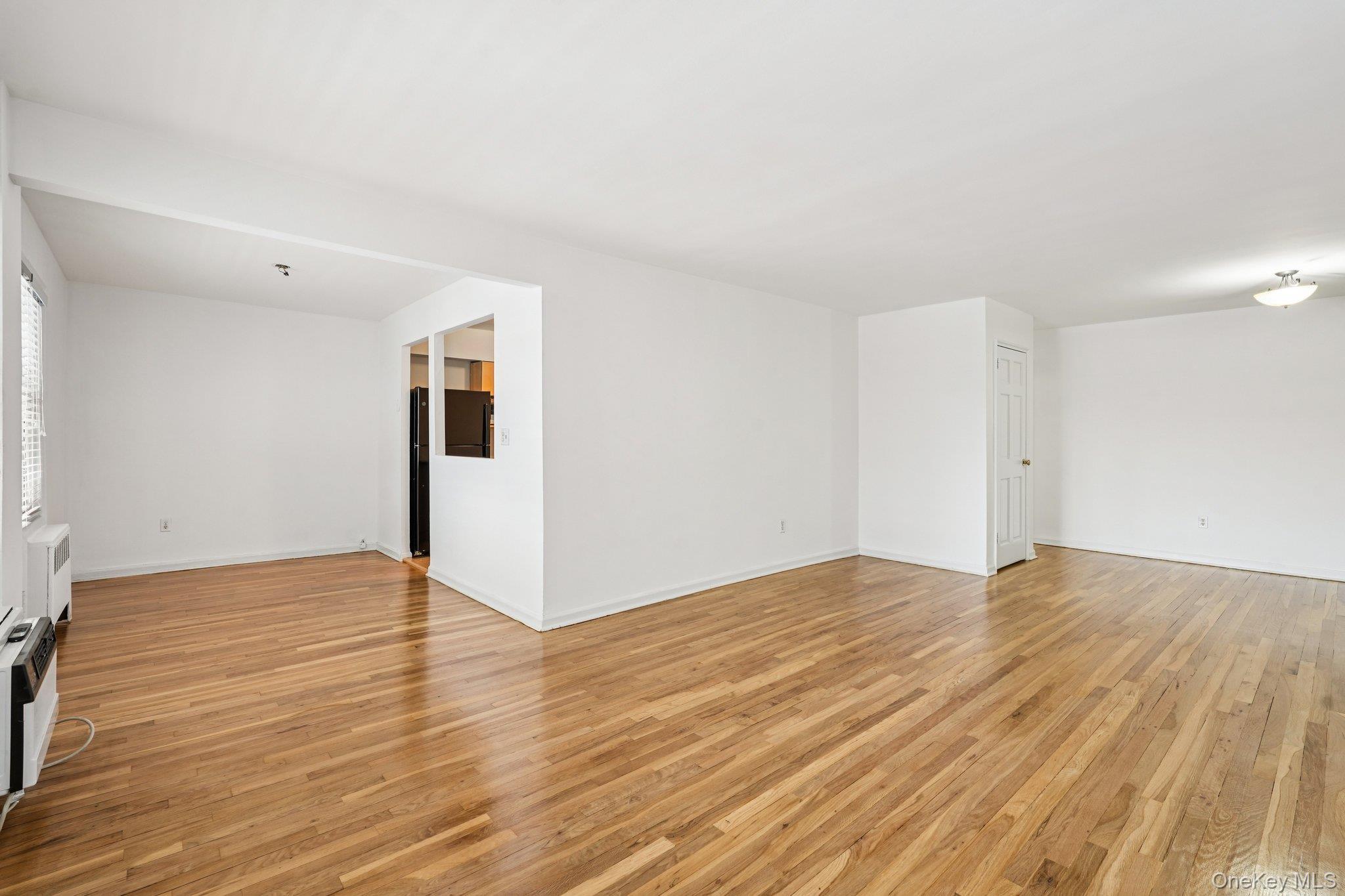 Coop Maple  Westchester County, NY 10706, MLS-928564-9