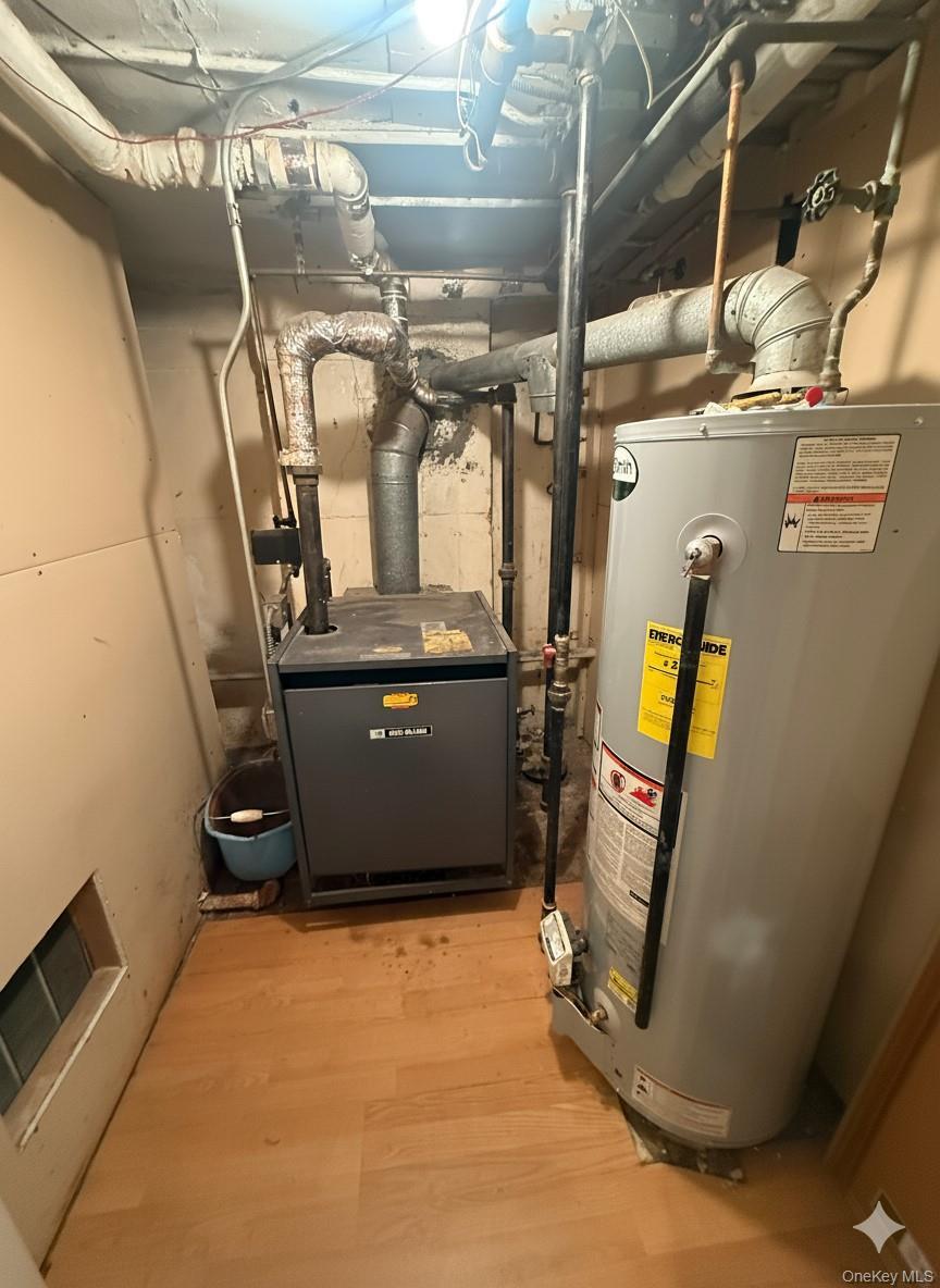 Single Family 39th  Queens, NY 11104, MLS-928573-10