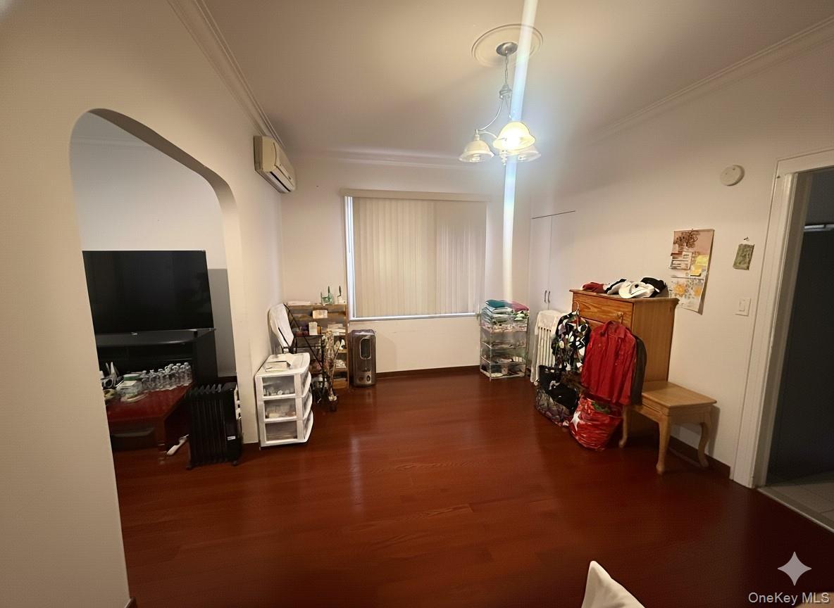 Single Family 39th  Queens, NY 11104, MLS-928573-5