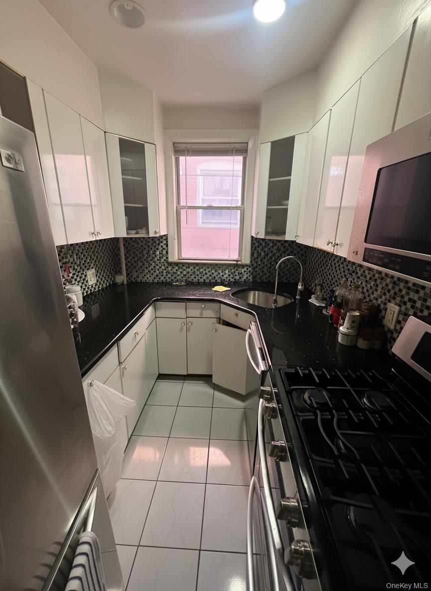 Single Family 39th  Queens, NY 11104, MLS-928573-7