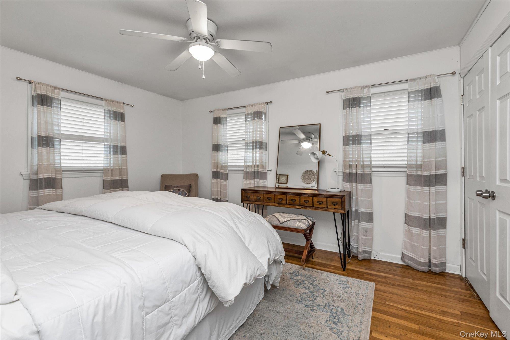 Single Family Cheshire Nassau County, NY 11096, MLS-928601-10