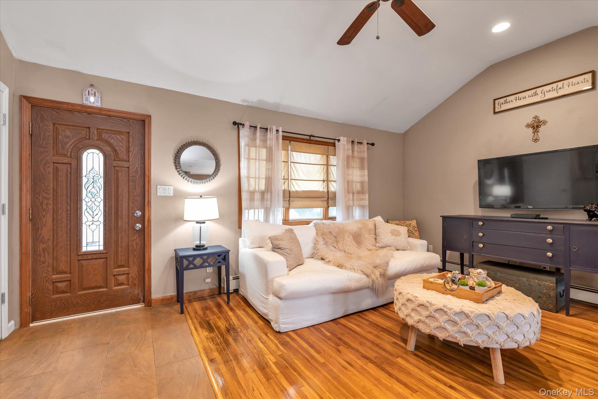 Single Family Cheshire Nassau County, NY 11096, MLS-928601-2