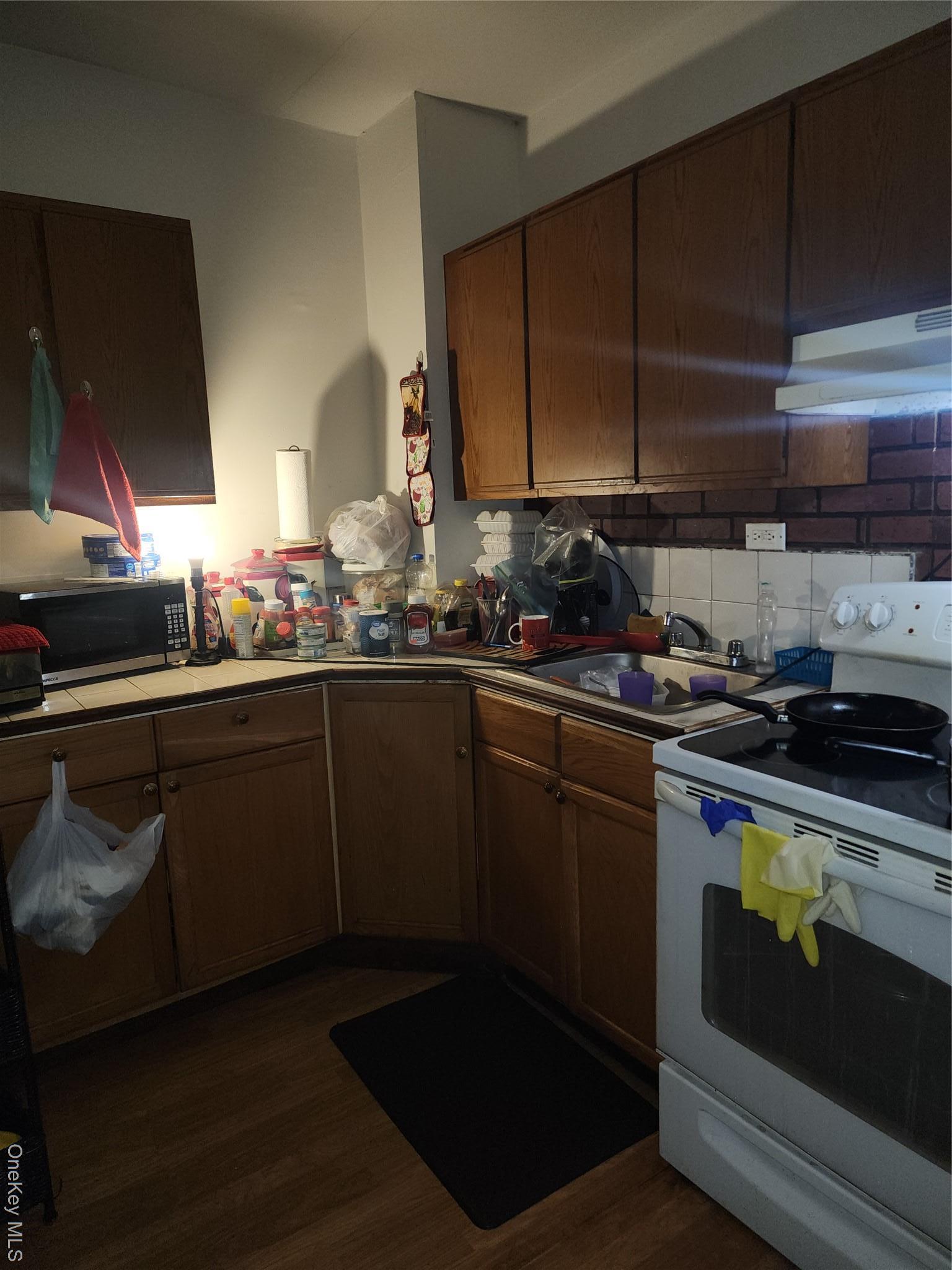 Single Family Central  Brooklyn, NY 11221, MLS-928608-3