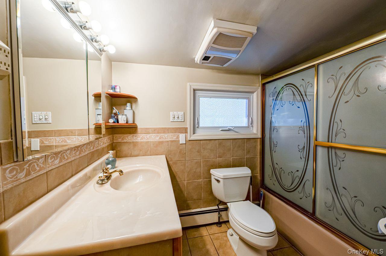 Single Family High  Nassau County, NY 11577, MLS-928651-16