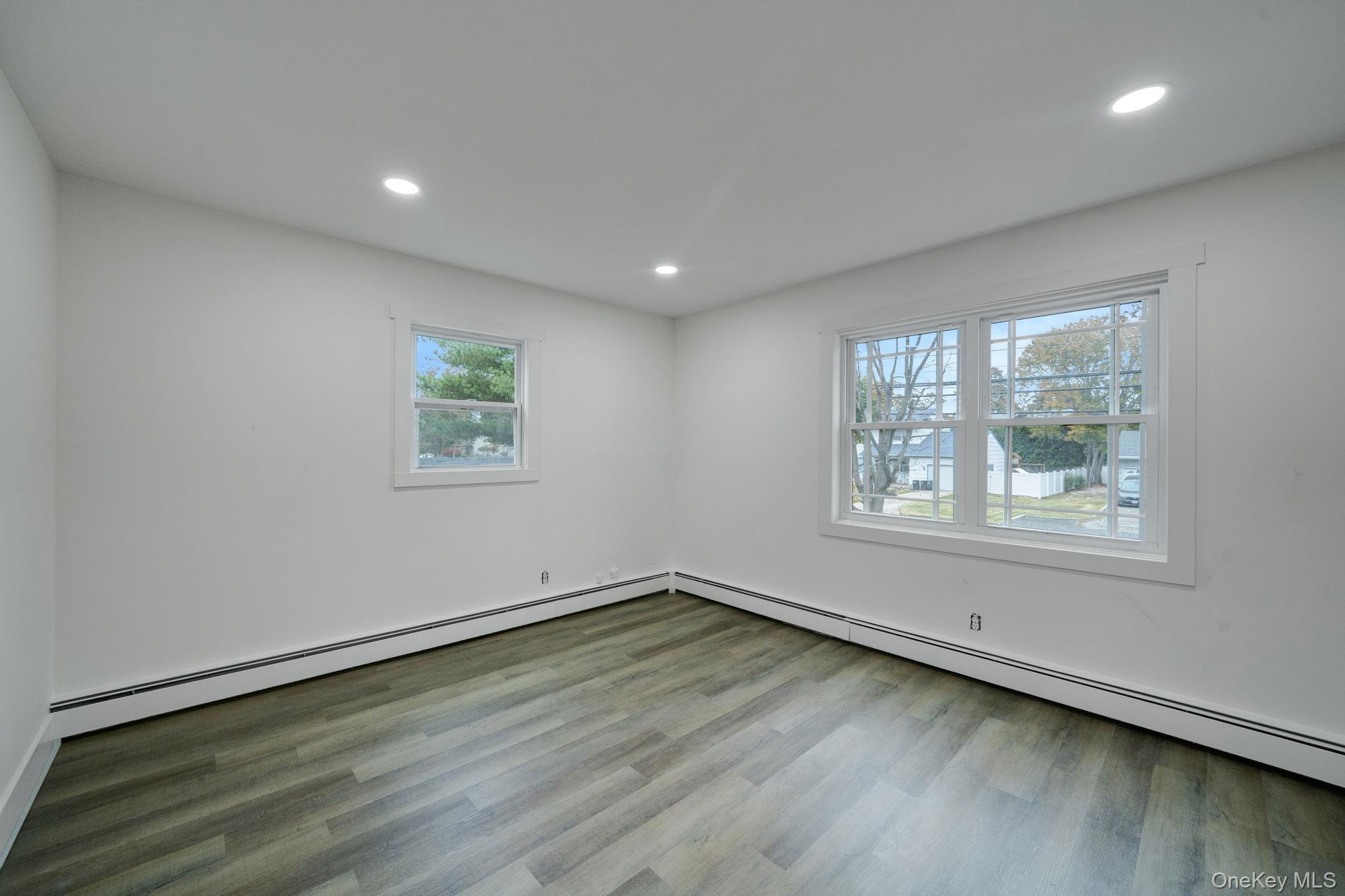 Single Family Woodlawn Suffolk County, NY 11780, MLS-928655-14