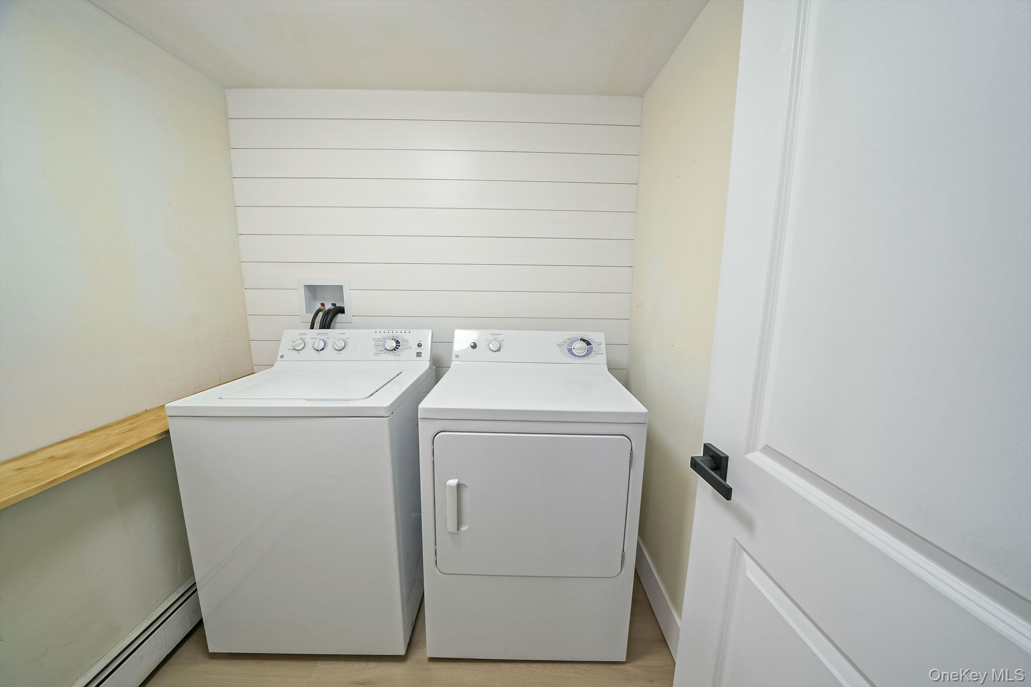 Single Family Woodlawn Suffolk County, NY 11780, MLS-928655-26