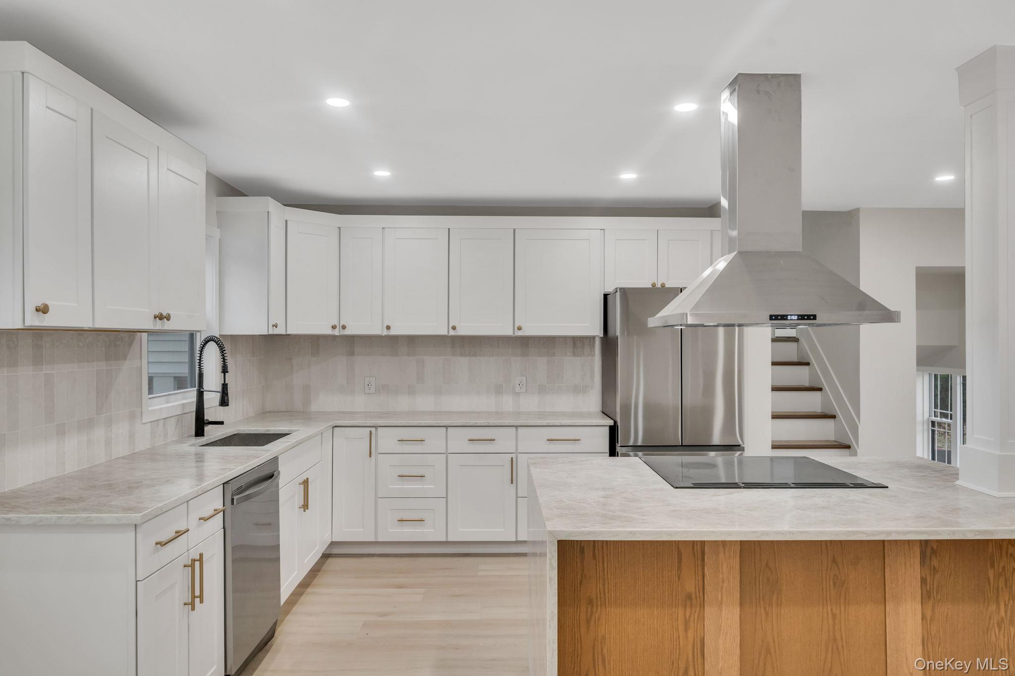 Single Family Woodlawn Suffolk County, NY 11780, MLS-928655-3