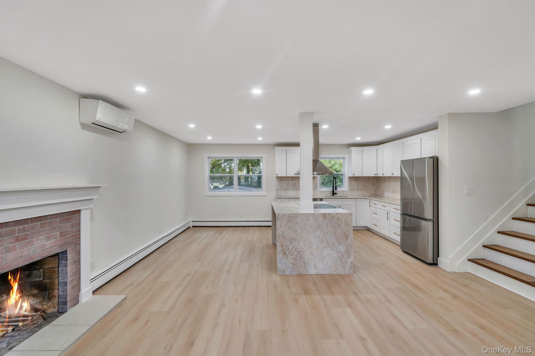 Single Family Woodlawn Suffolk County, NY 11780, MLS-928655-7