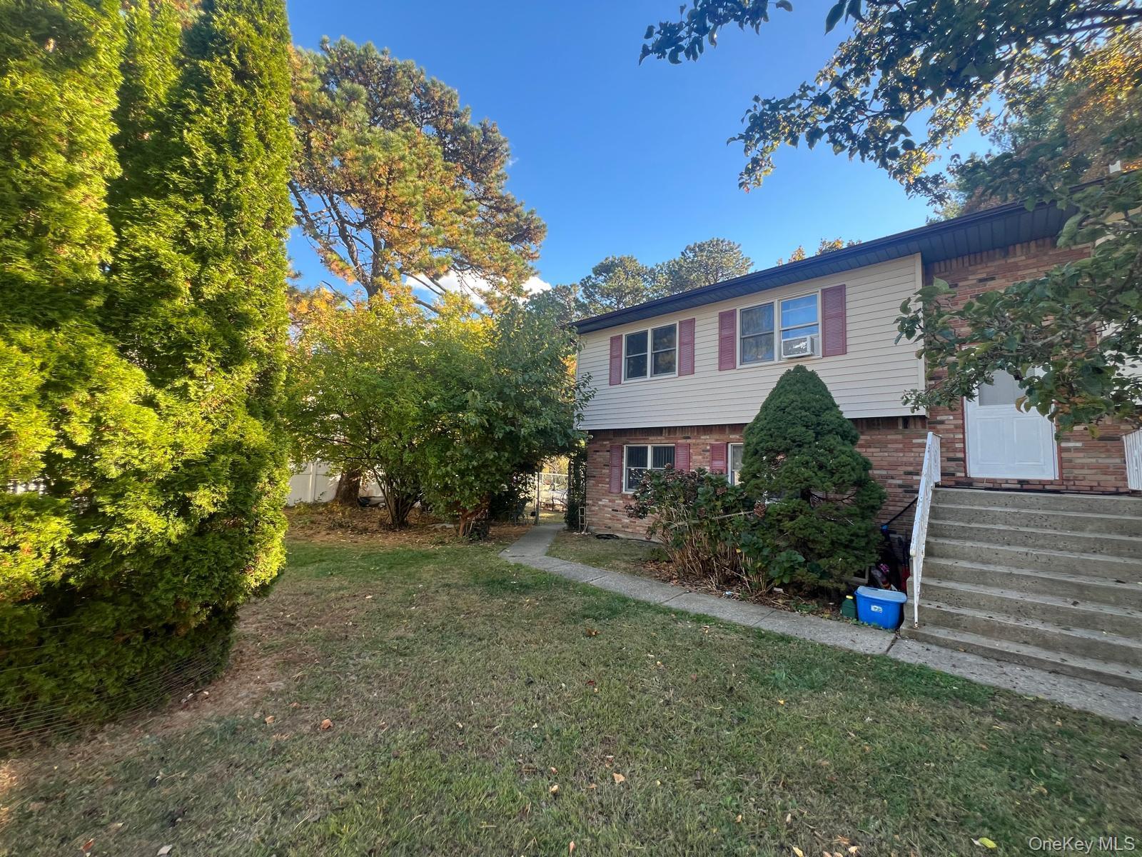 Single Family New Hampshire  Suffolk County, NY 11706, MLS-928657-2