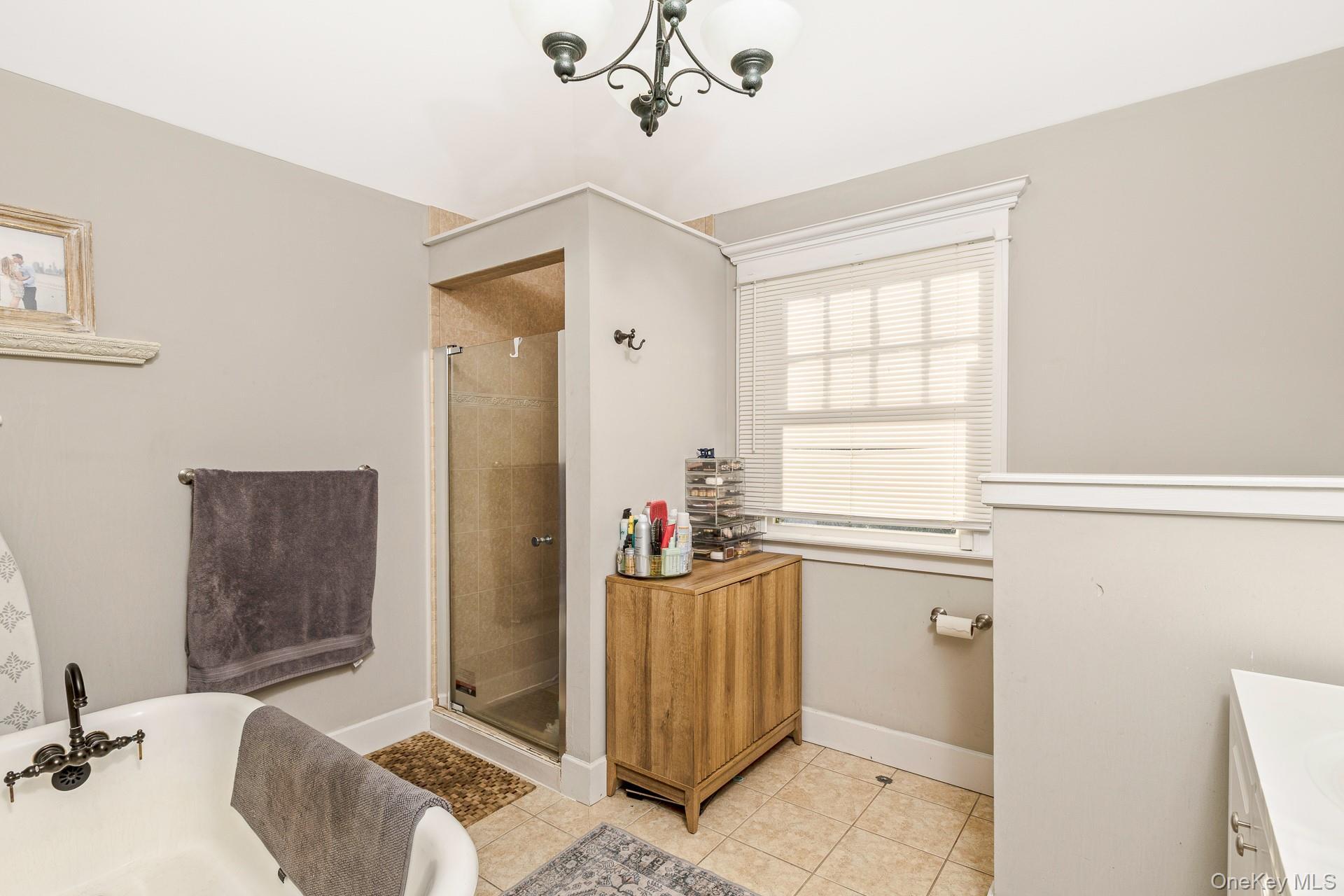 Single Family Jayne  Suffolk County, NY 11772, MLS-928663-27