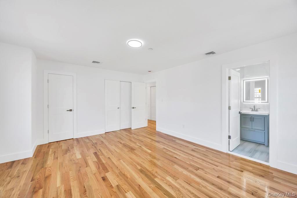 Single Family Miller  Nassau County, NY 11520, MLS-928671-27