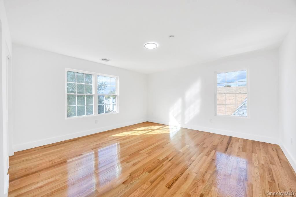 Single Family Miller  Nassau County, NY 11520, MLS-928671-29