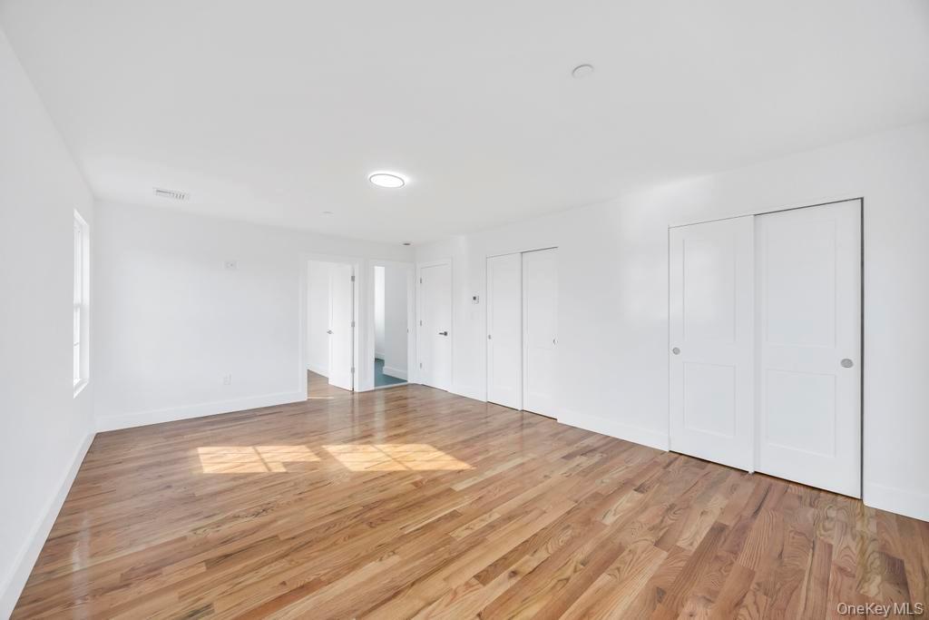 Single Family Miller  Nassau County, NY 11520, MLS-928671-36