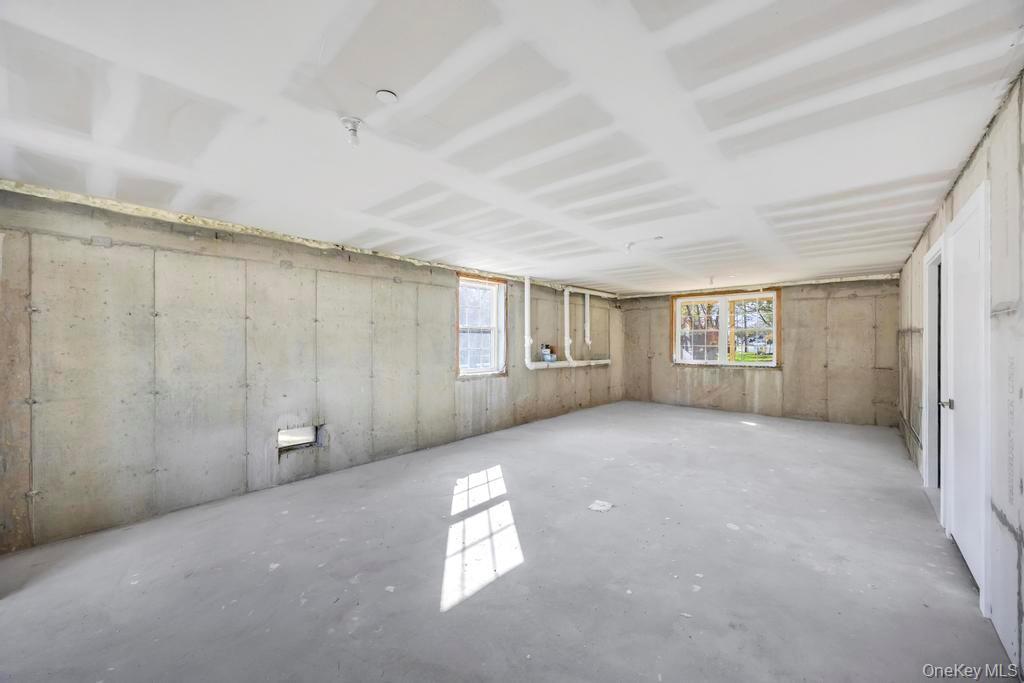 Single Family Miller  Nassau County, NY 11520, MLS-928671-45