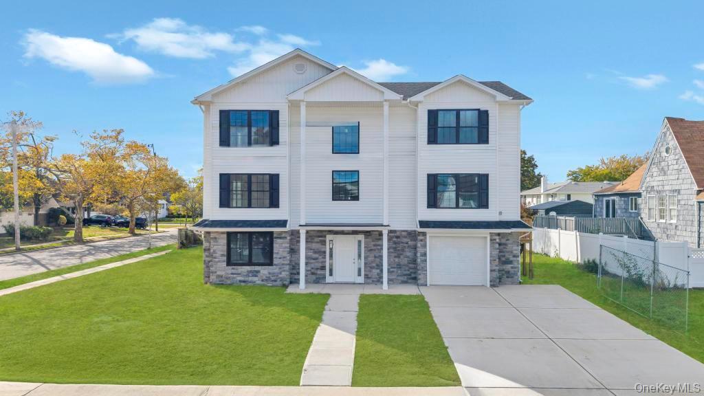 Single Family Miller  Nassau County, NY 11520, MLS-928671-5