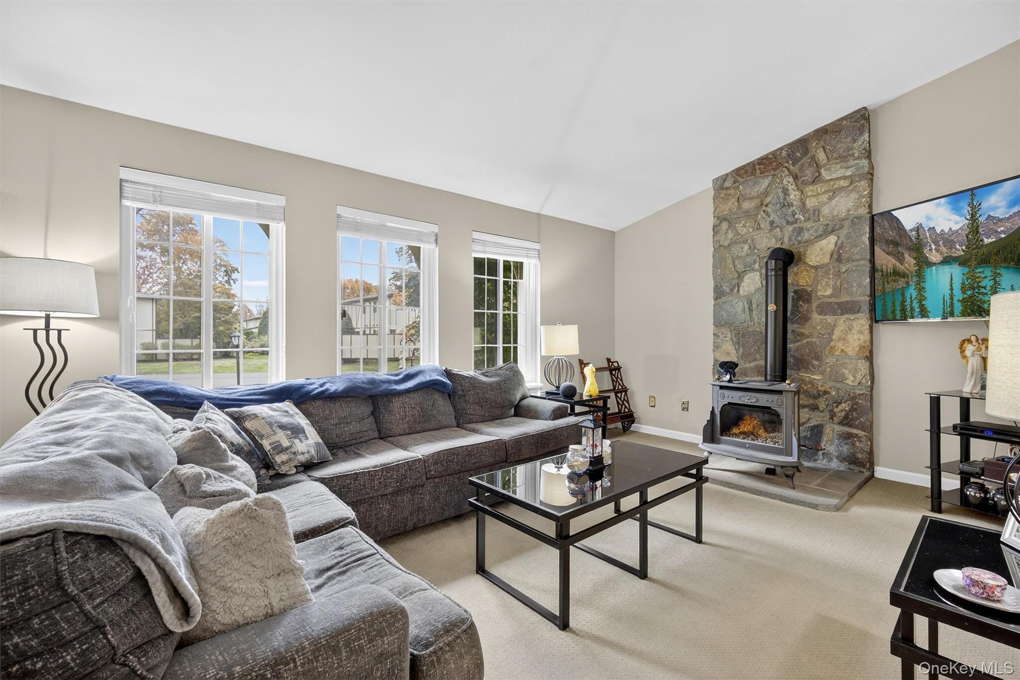 Single Family Stringham Dutchess County, NY 12540, MLS-928683-5