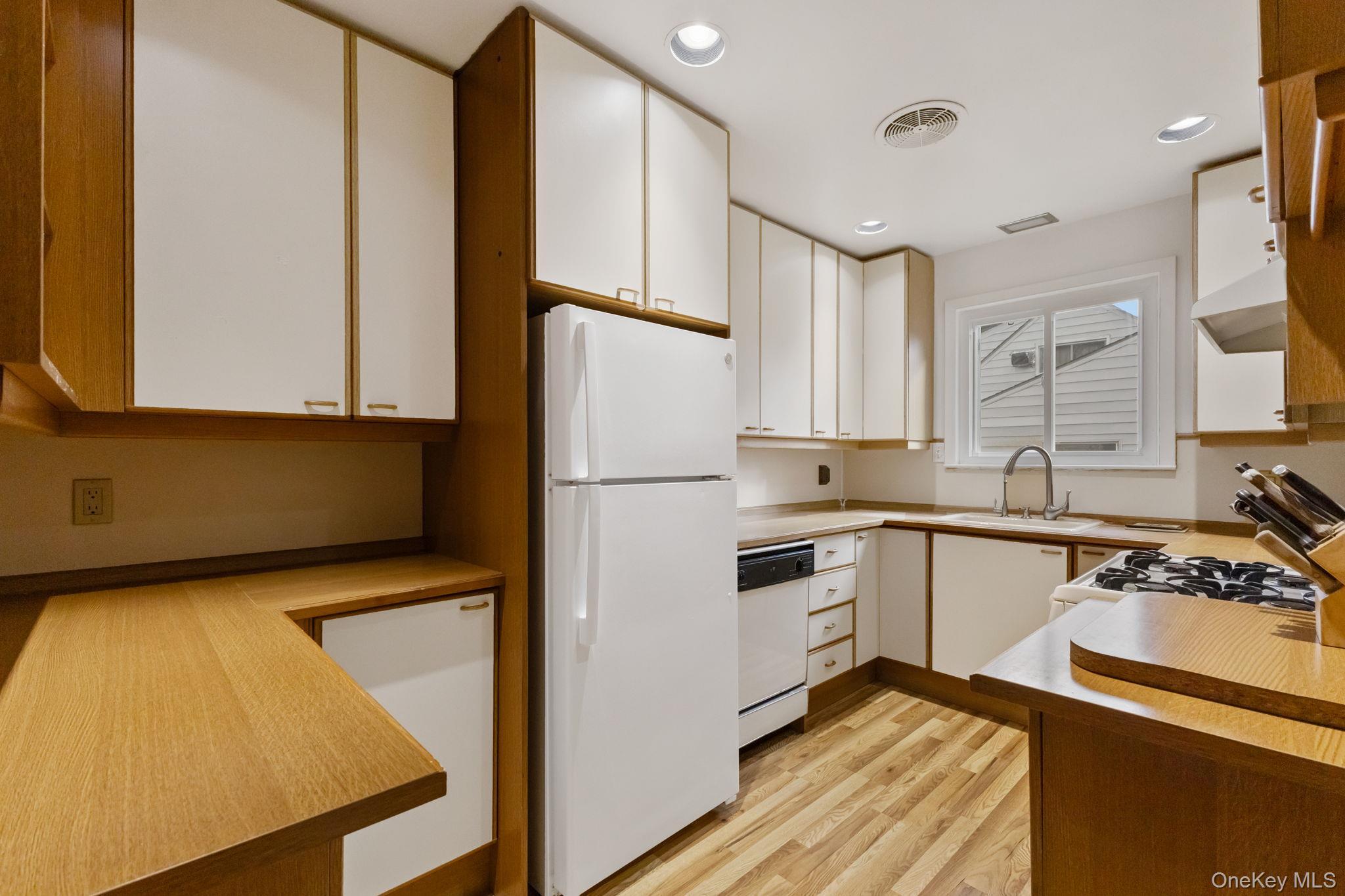 Single Family Jennifer Westchester County, NY 10530, MLS-928687-16