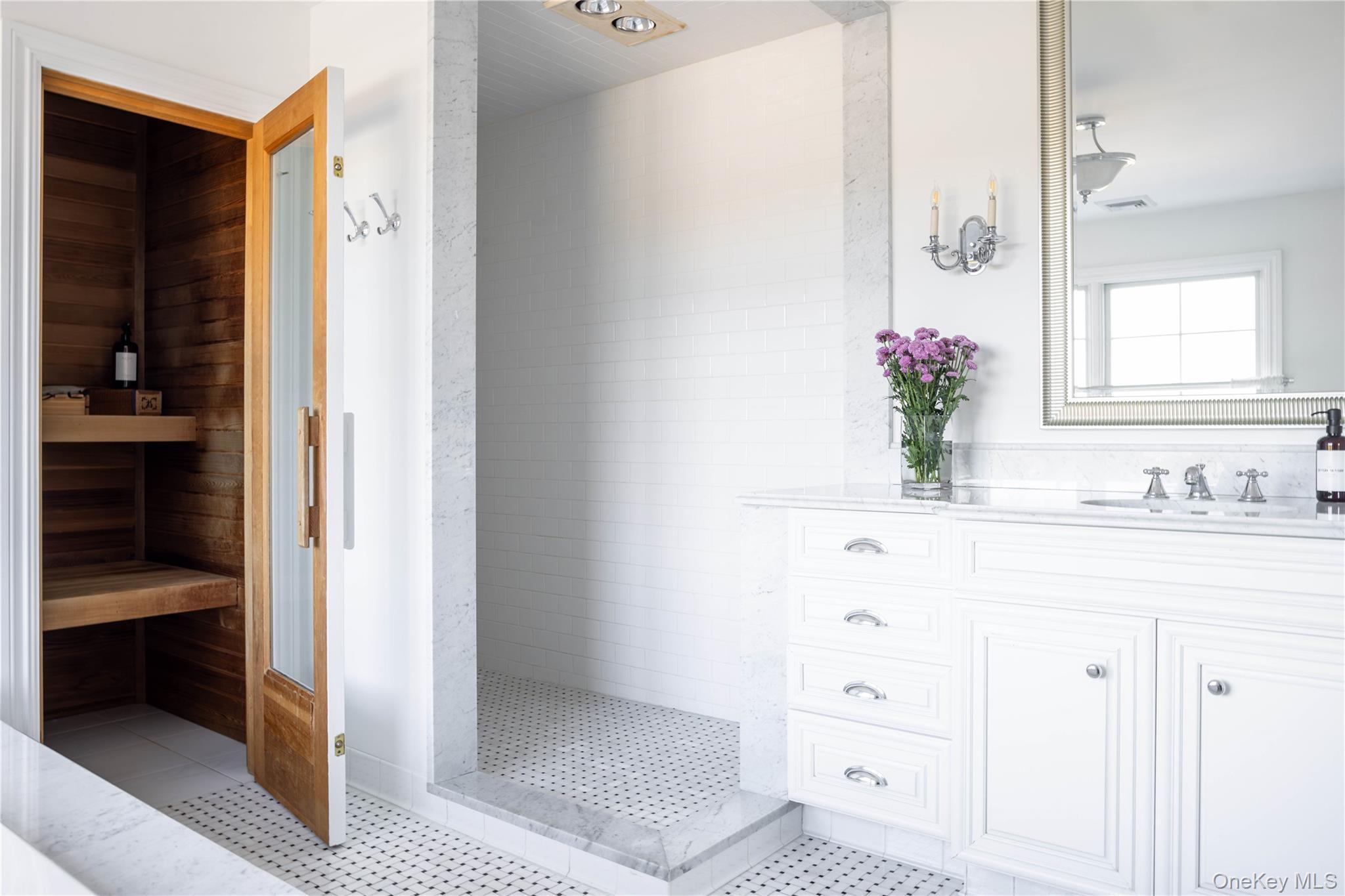 Single Family Waterview Suffolk County, NY 11971, MLS-928708-21