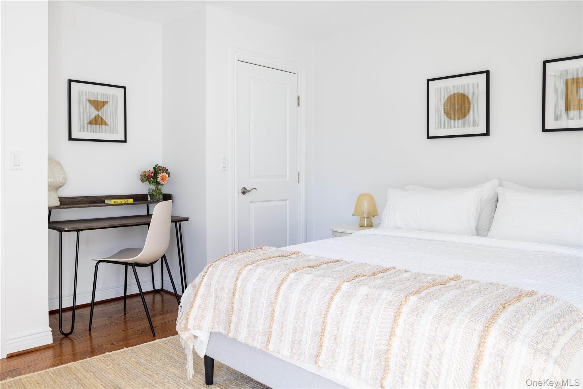 Single Family Waterview Suffolk County, NY 11971, MLS-928708-24