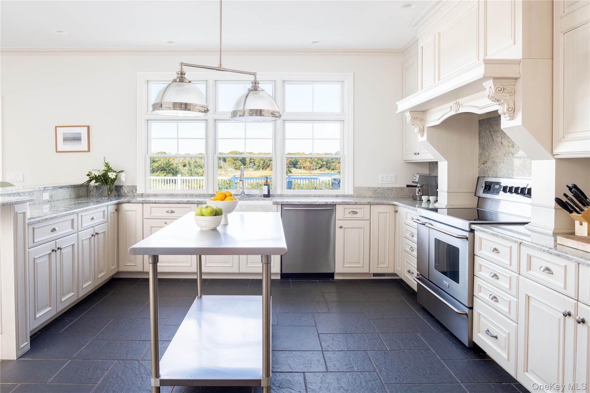 Single Family Waterview Suffolk County, NY 11971, MLS-928708-9