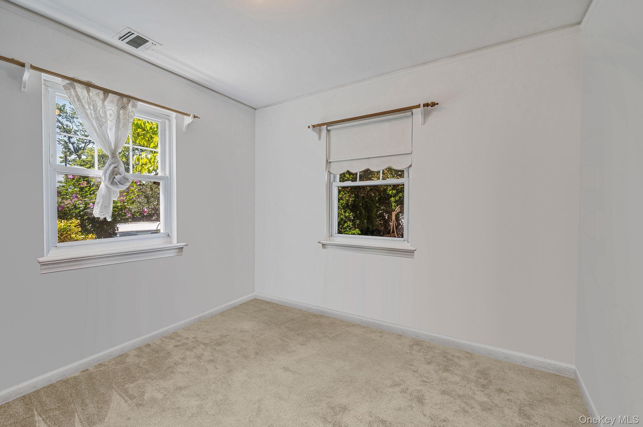 Single Family 237th  Nassau County, NY 11003, MLS-928722-13