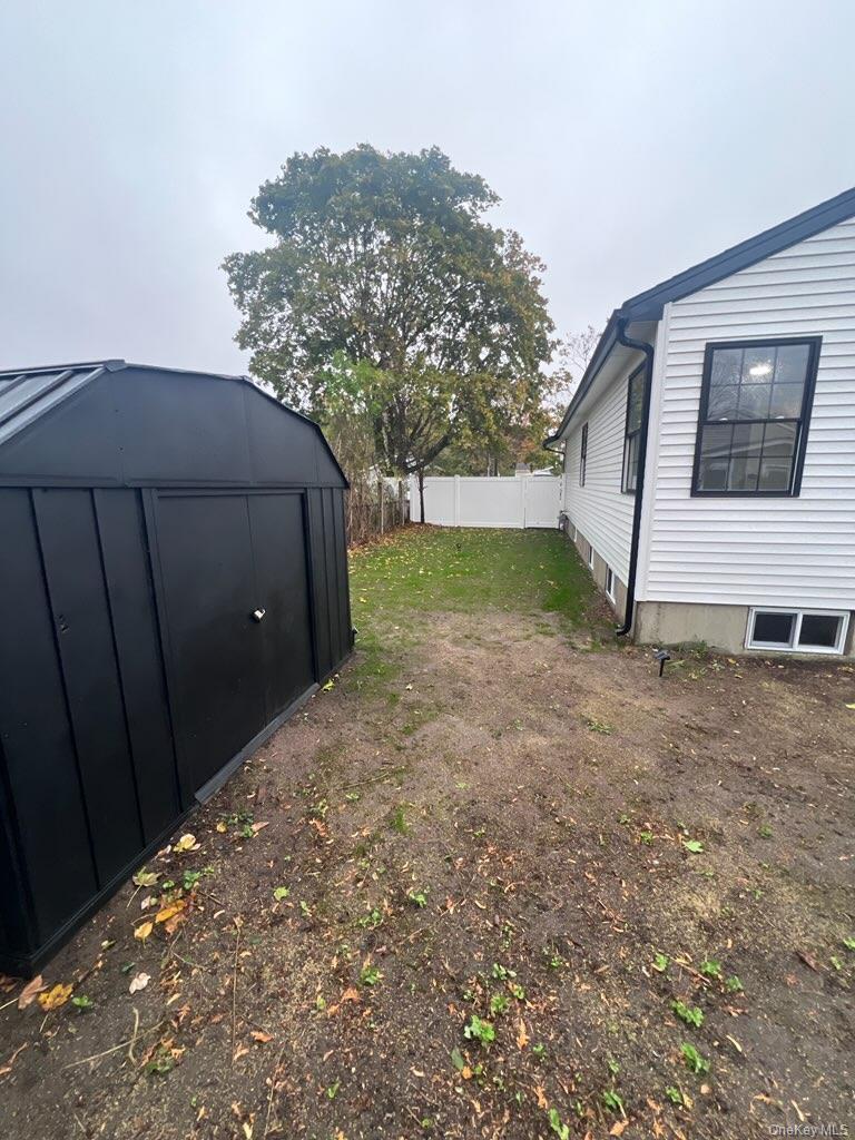 Single Family Elm  Suffolk County, NY 11722, MLS-928738-17