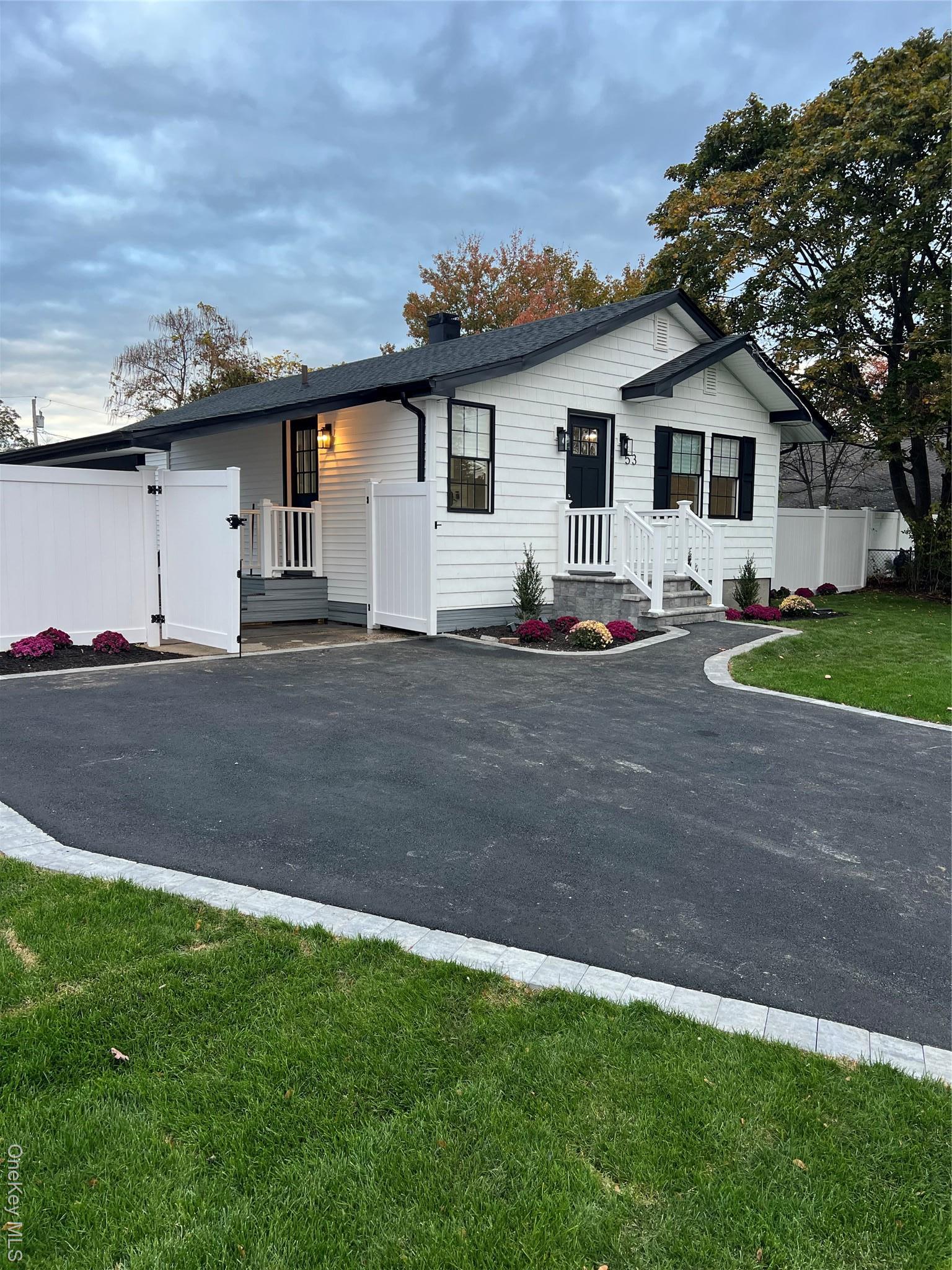 Single Family Elm  Suffolk County, NY 11722, MLS-928738-2