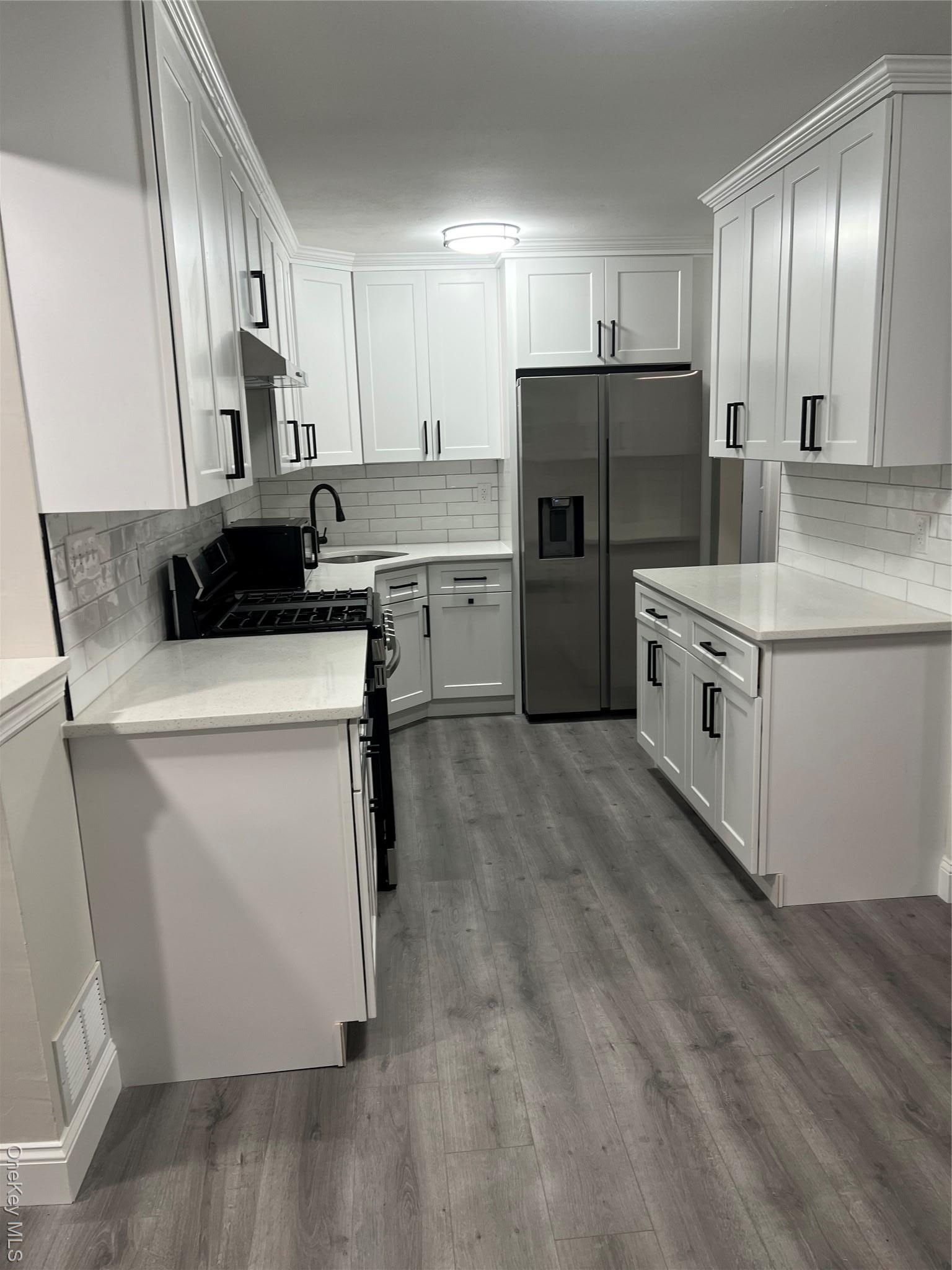 Single Family Elm  Suffolk County, NY 11722, MLS-928738-5