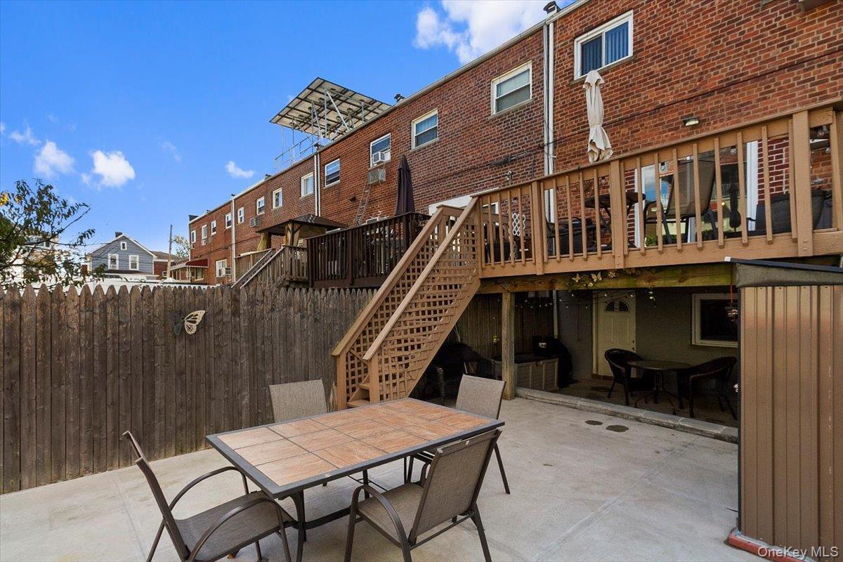 Single Family Vincent  Bronx, NY 10465, MLS-928749-25